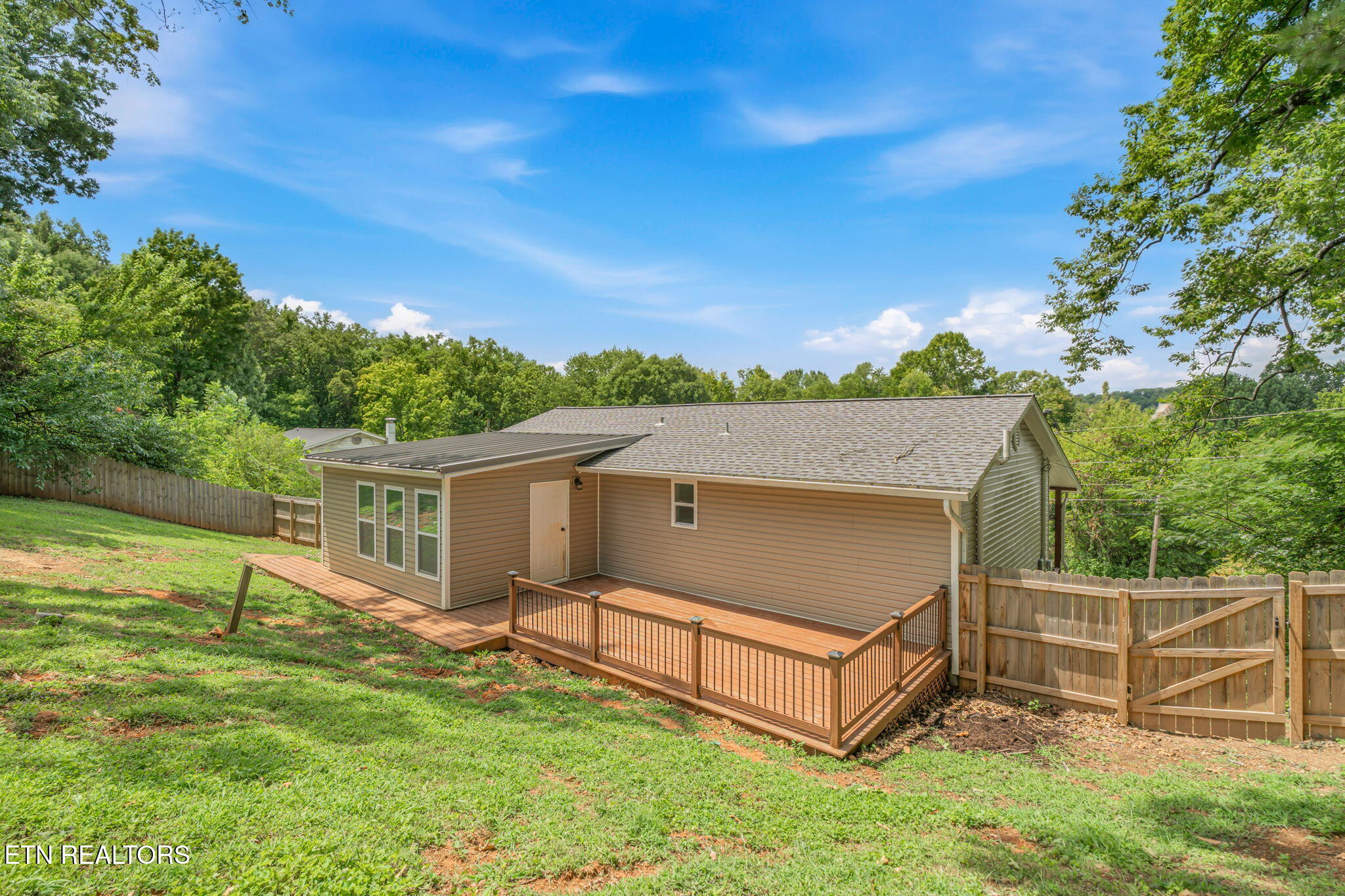 4612 Skyview Drive Knoxville TN 37917
