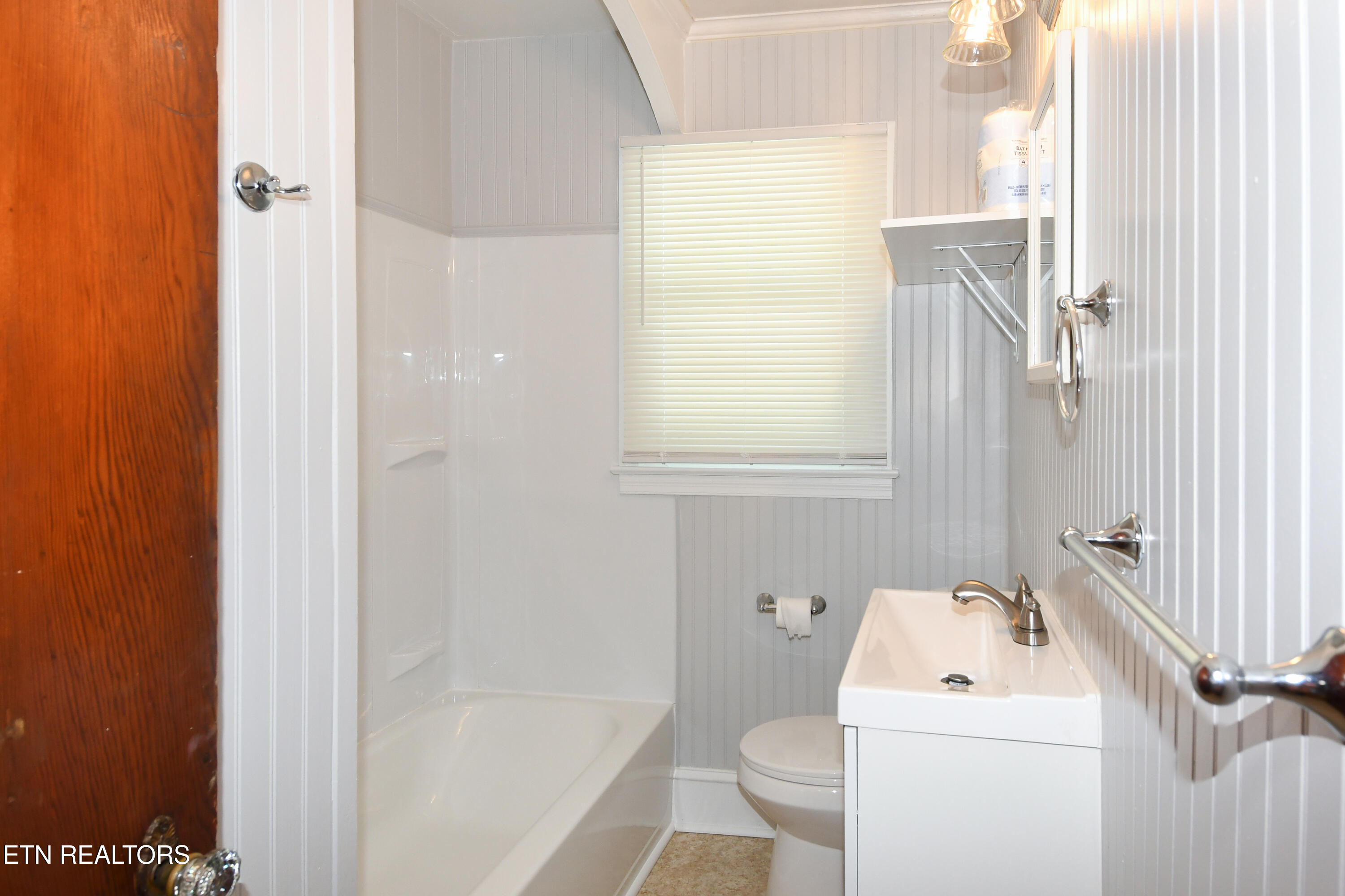 1209 Forest Avenue Maryville TN 37804
