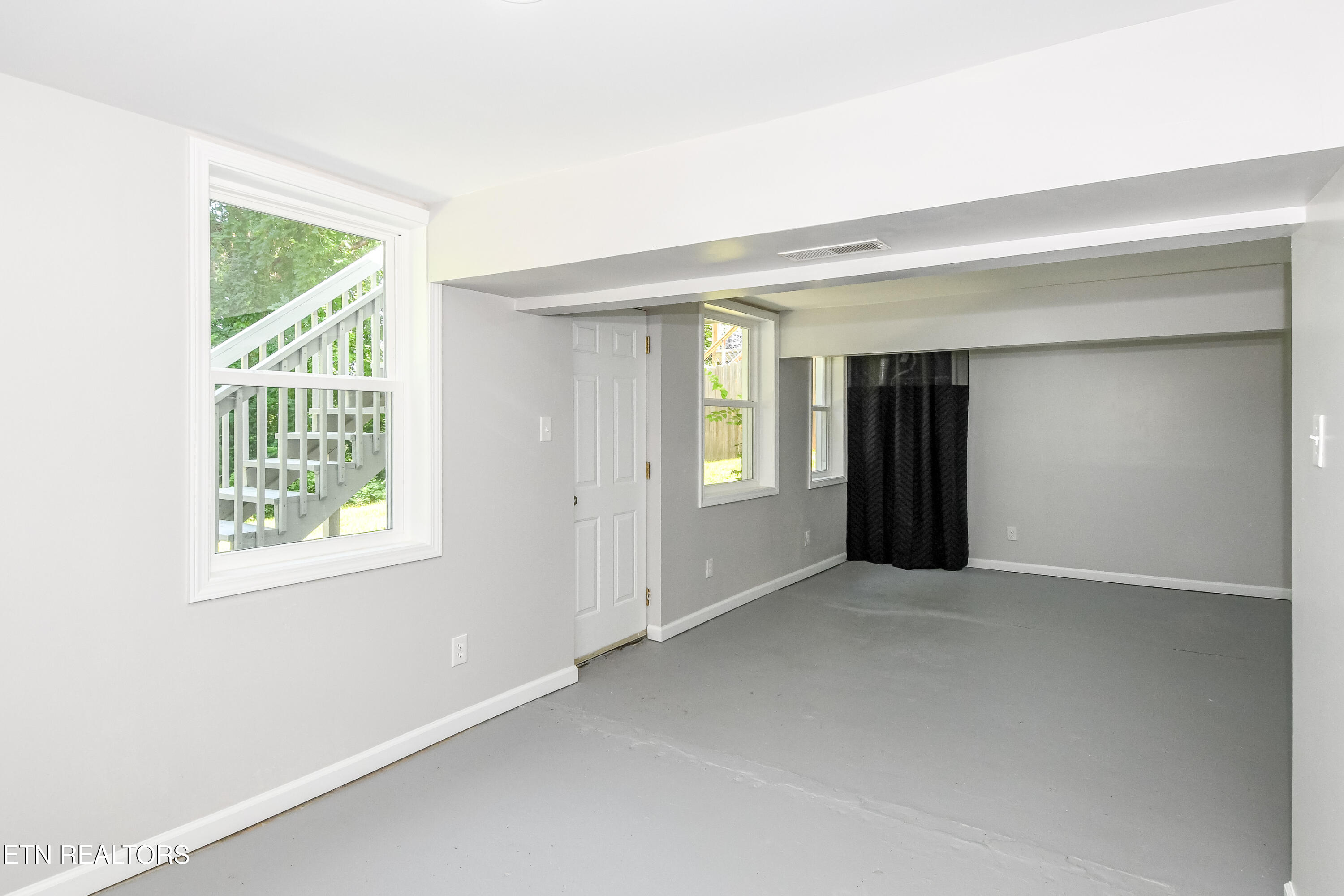 1209 Forest Avenue Maryville TN 37804