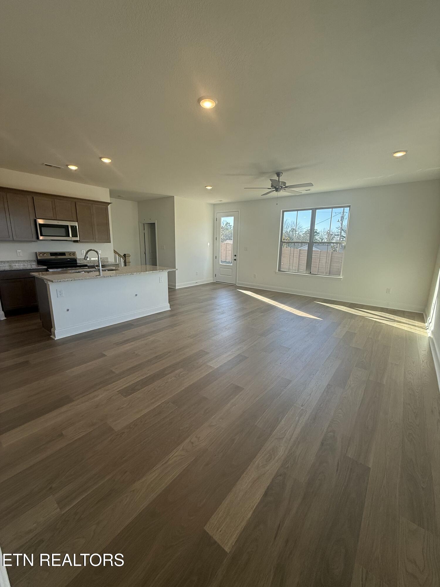 1737 Bennett Village Drive Maryville TN 37804