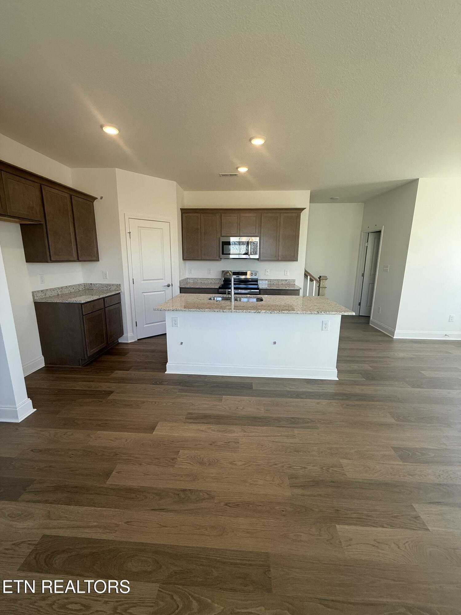 1737 Bennett Village Drive Maryville TN 37804