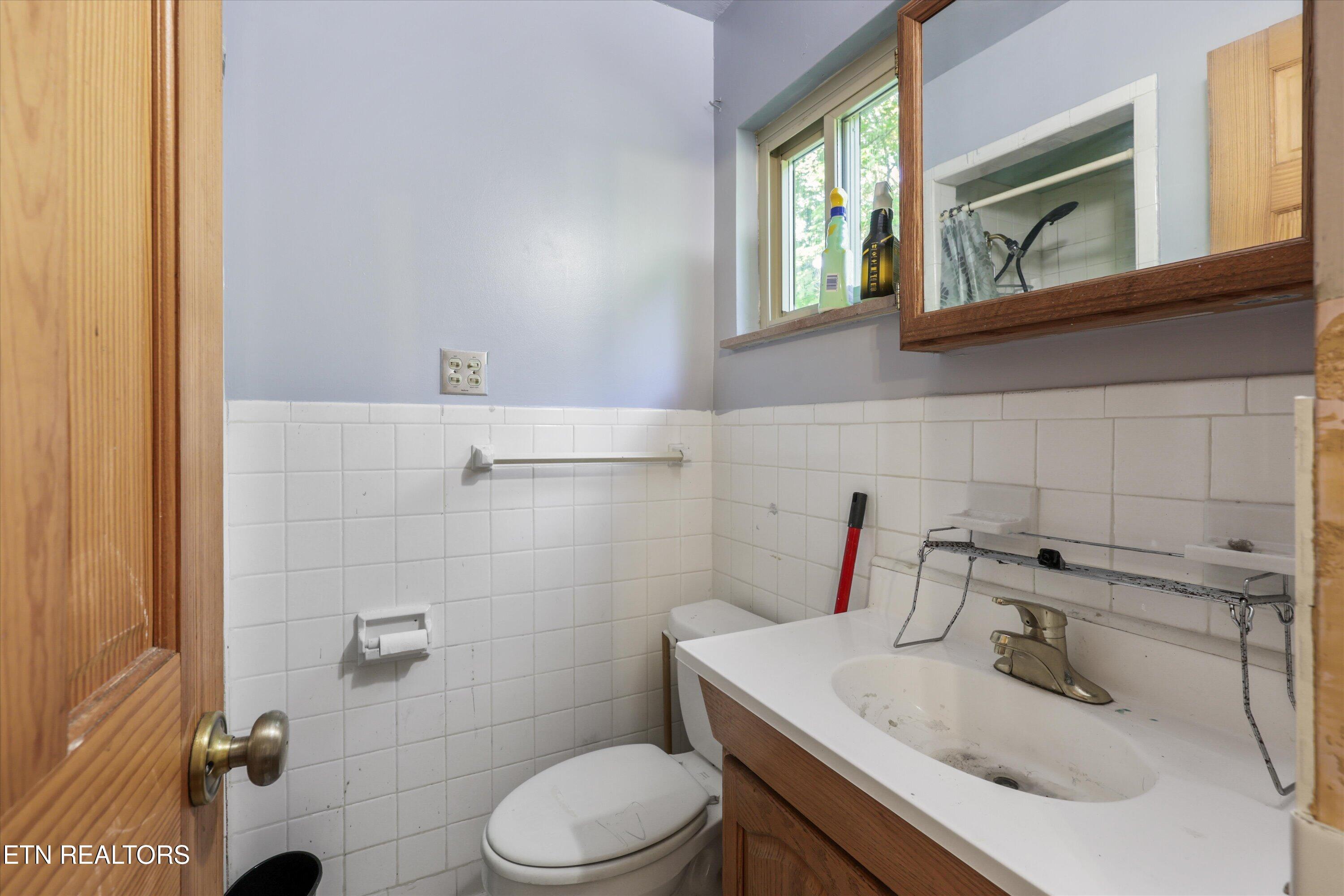114 Nebraska Avenue Oak Ridge TN 37830