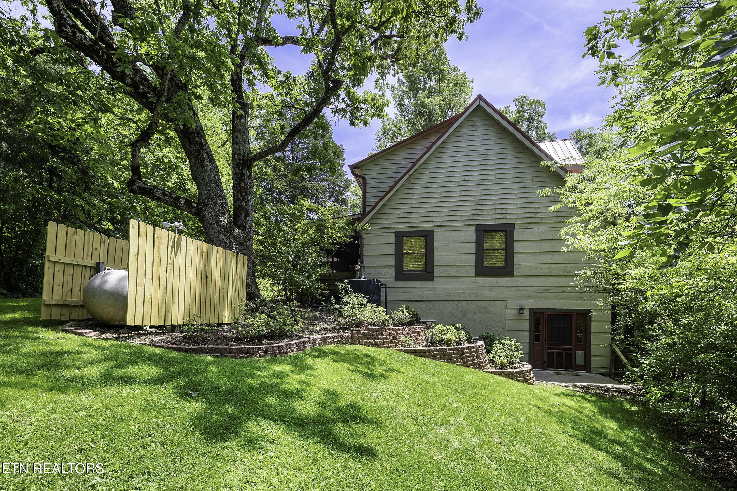 1336 Whites Mill Road Maryville TN 37803
