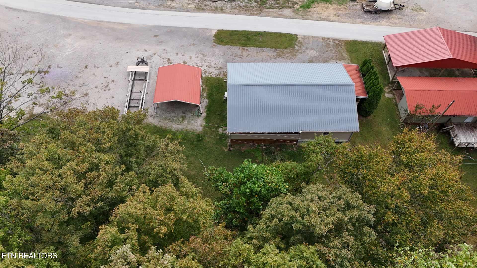 348 Bill Hunter Road Celina TN 38551