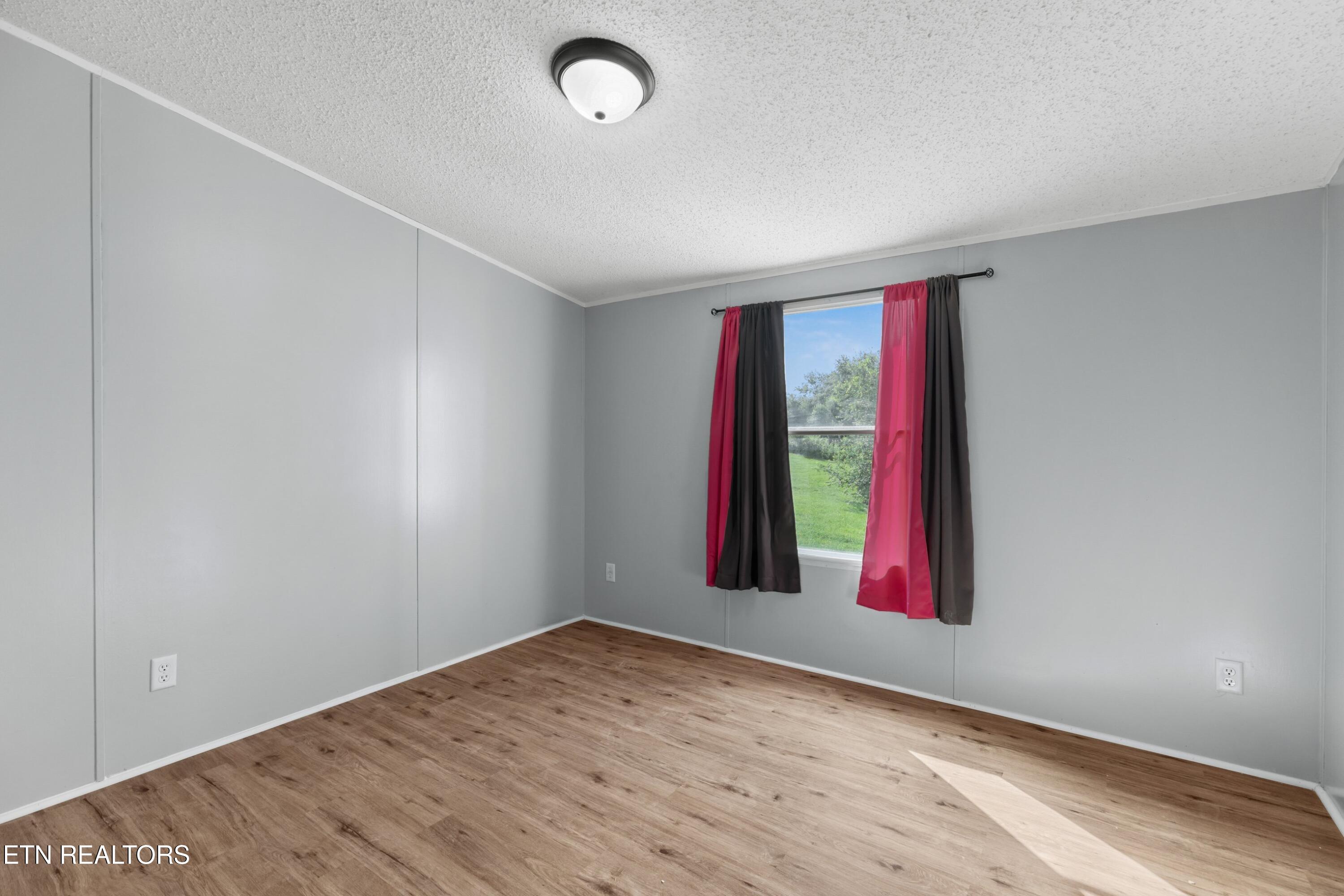 753 N Country Lane Kodak TN 37764