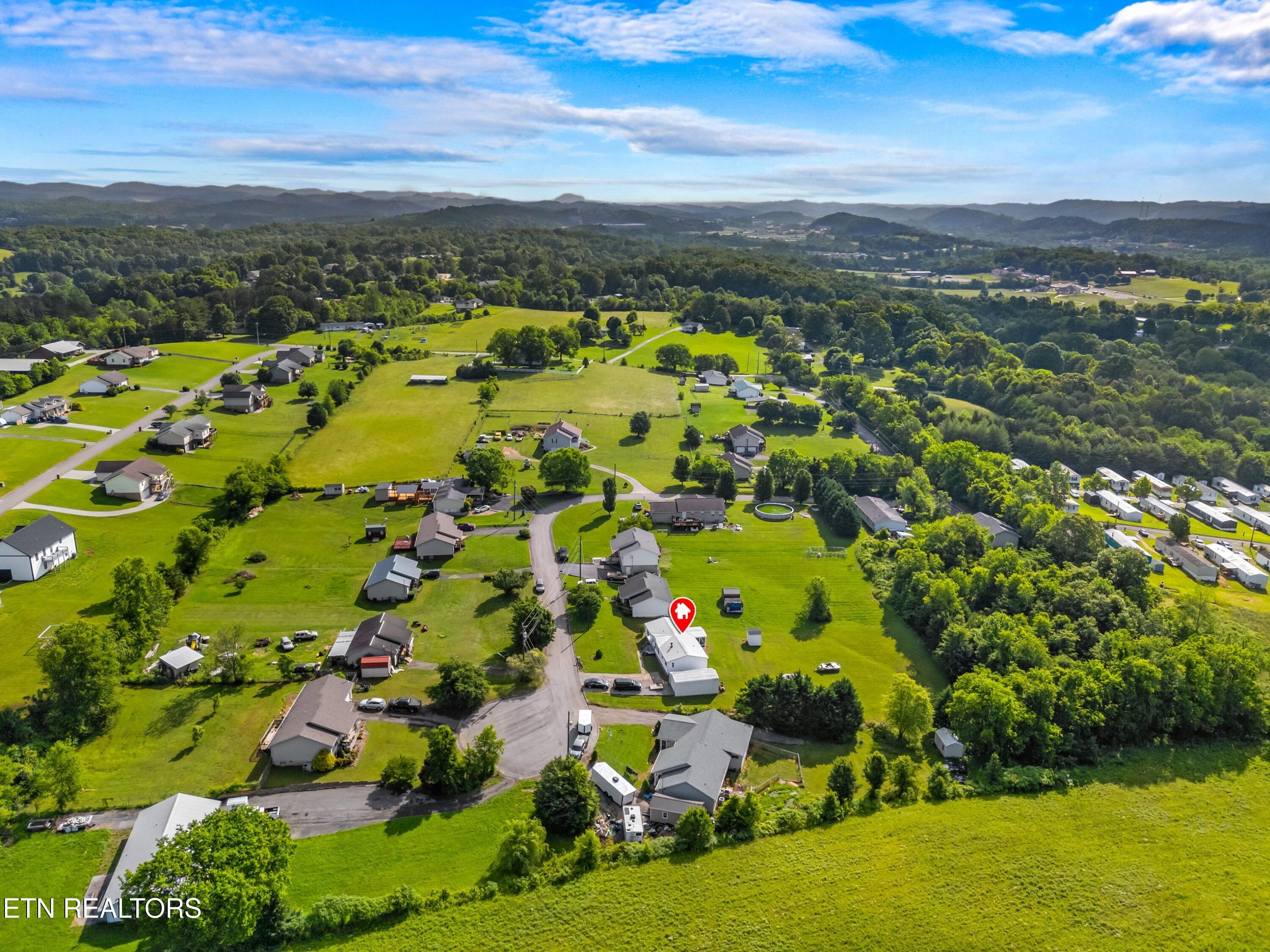 753 N Country Lane Kodak TN 37764