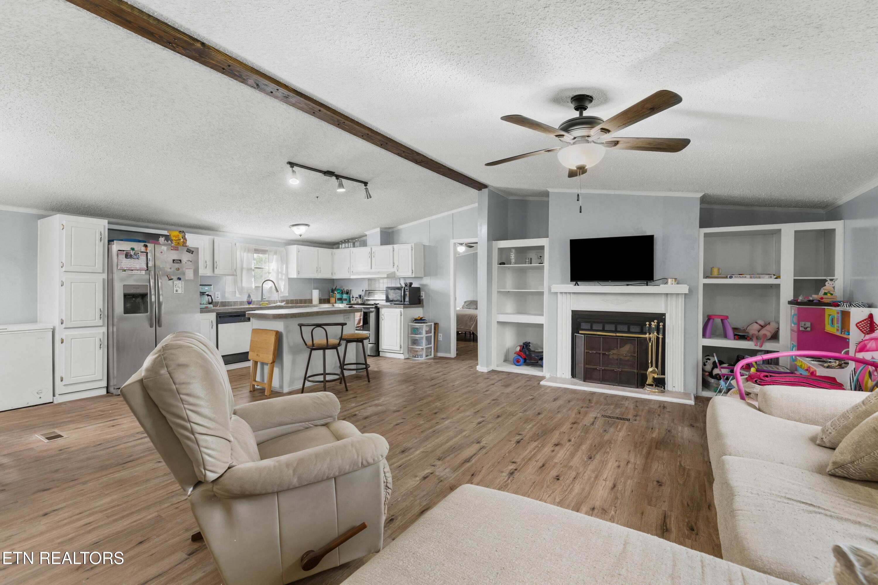 753 N Country Lane Kodak TN 37764