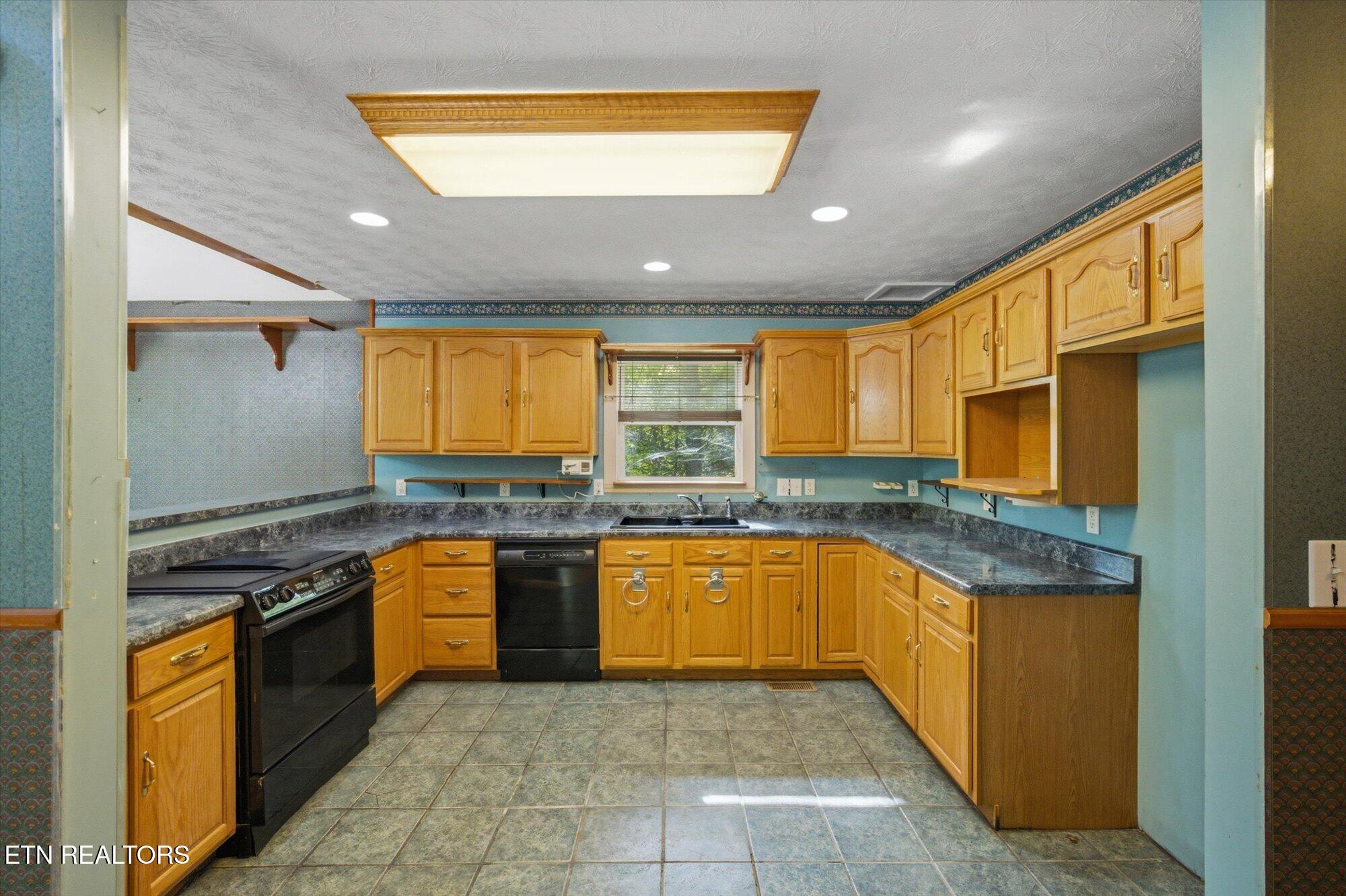 803 Kerrys View Way Pigeon Forge TN 37863