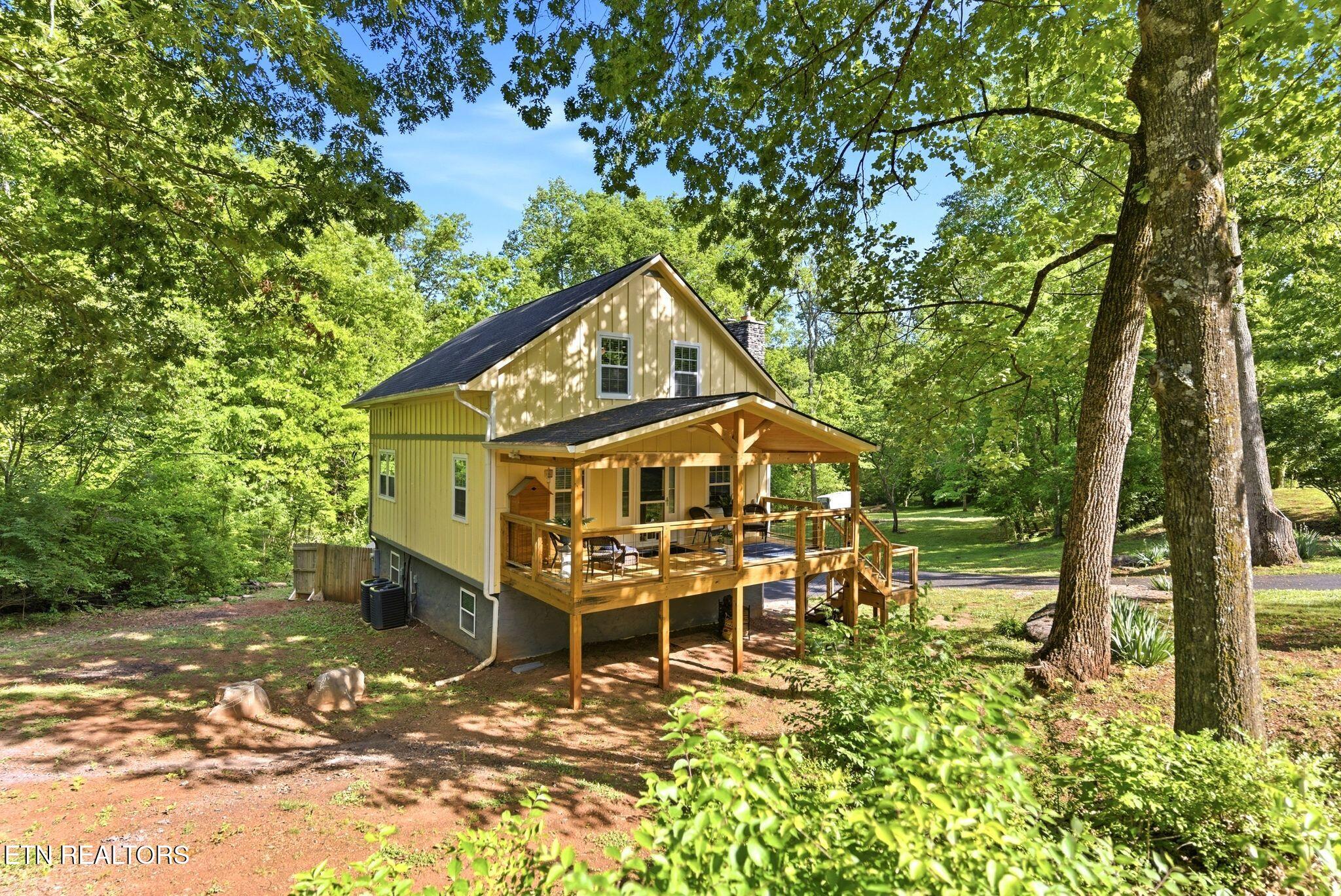 3905 Light Pink Road Louisville TN 37777