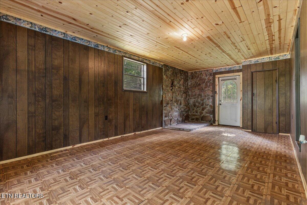 158 Stiles Road Madisonville TN 37354