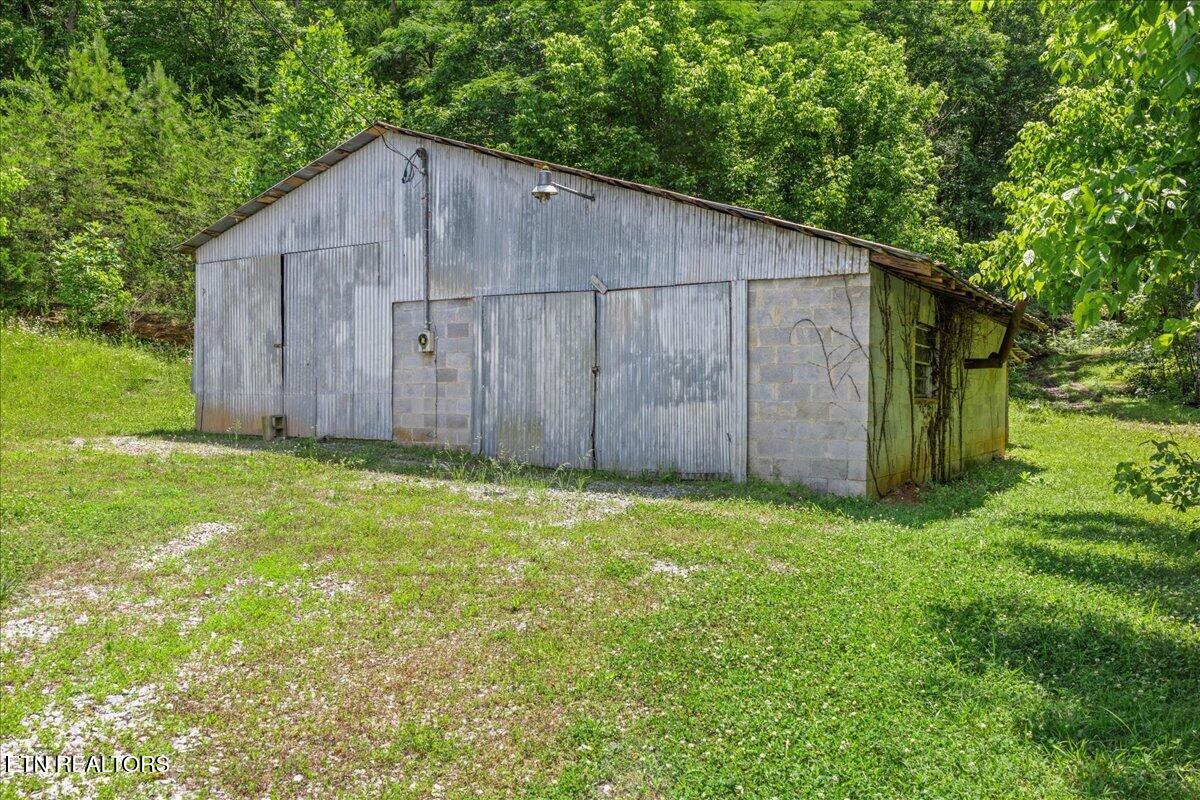 158 Stiles Road Madisonville TN 37354