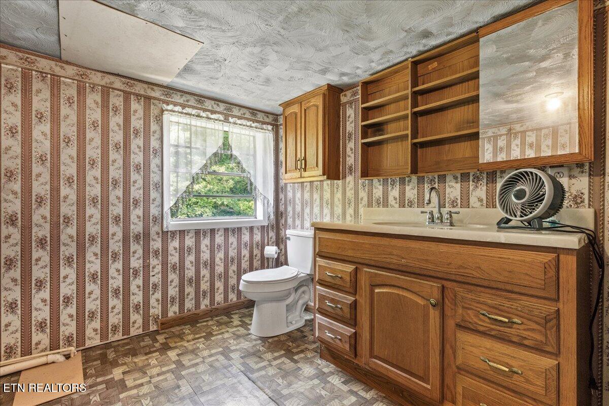 158 Stiles Road Madisonville TN 37354