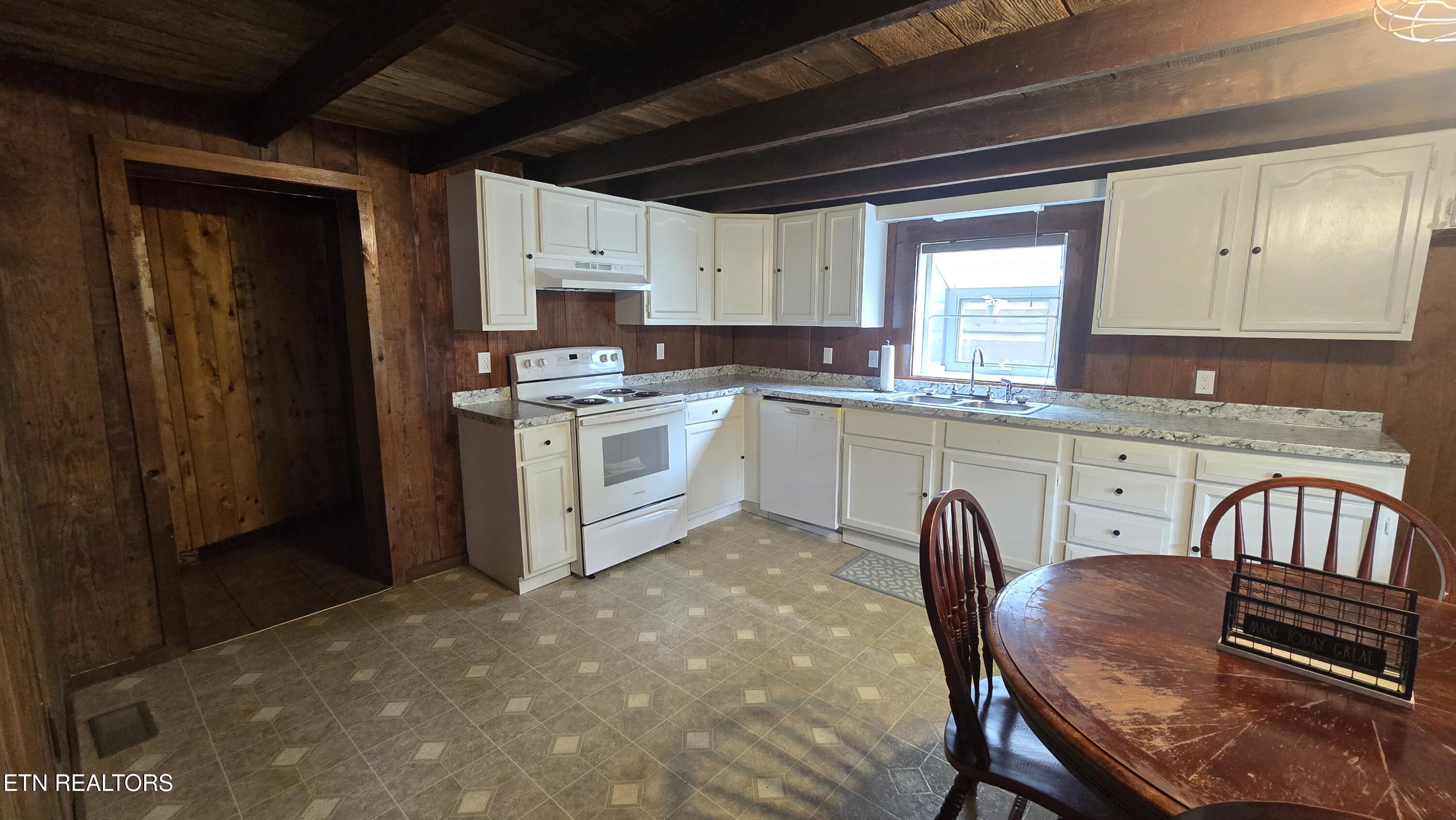 5494 Lone Mountain Road New Tazewell TN 37825