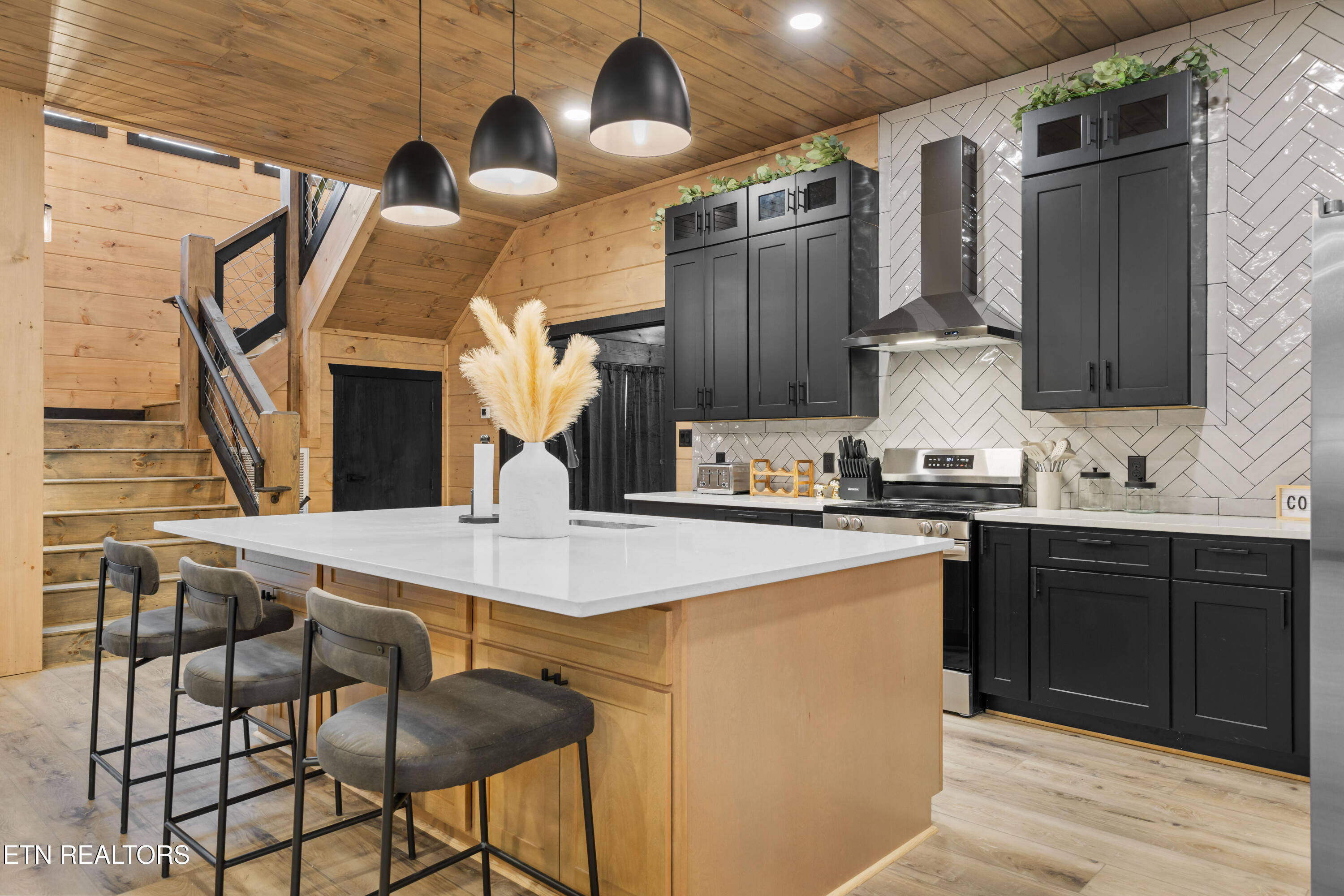 2226 Sawmill Cove Drive Sevierville TN 37862