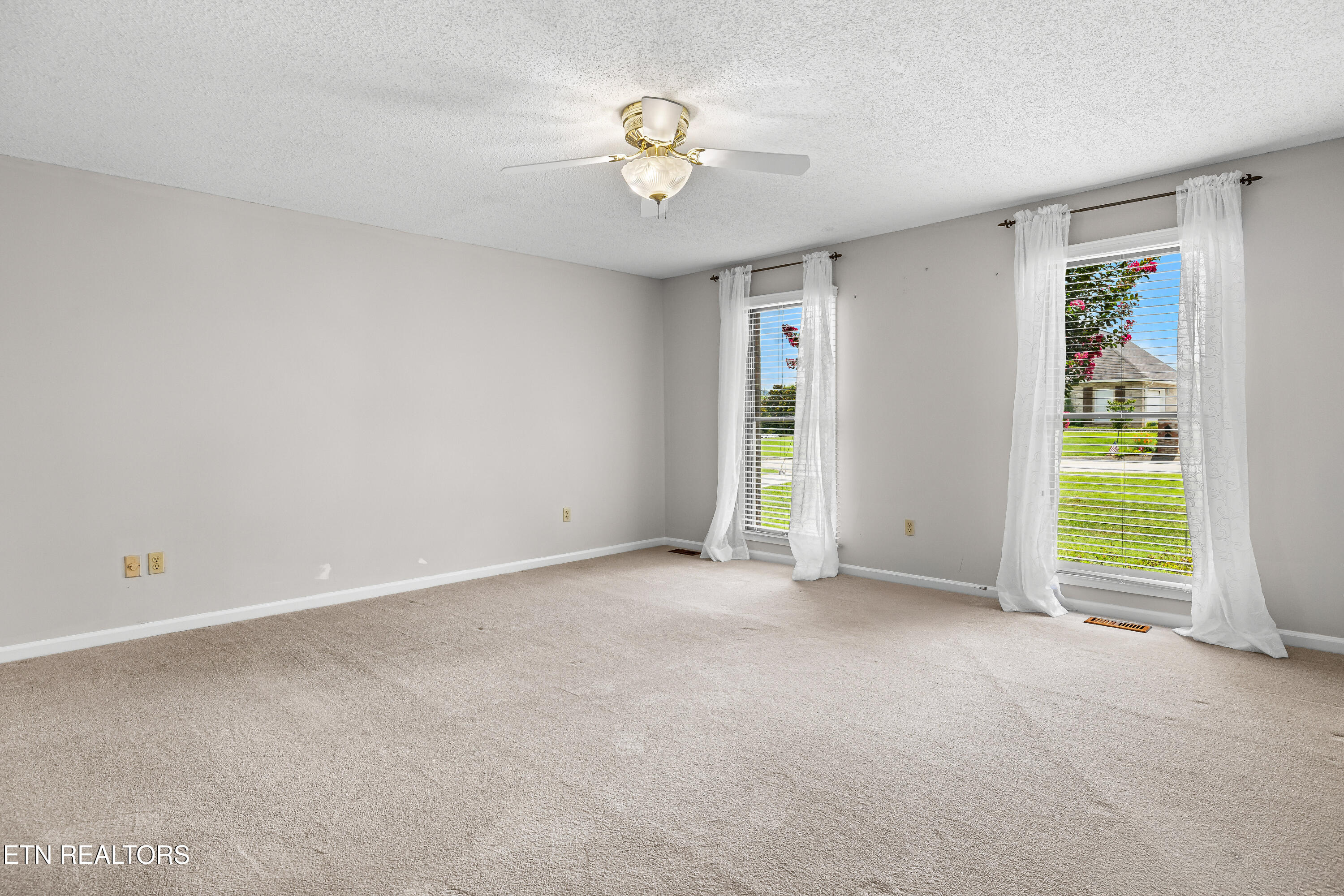 135 N Panoscenic Drive Maryville TN 37803