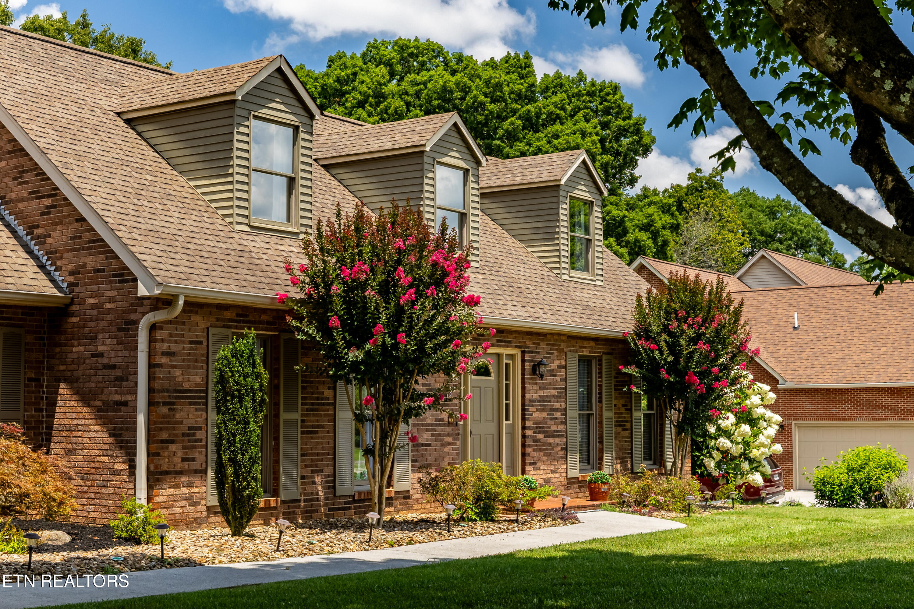 135 N Panoscenic Drive Maryville TN 37803