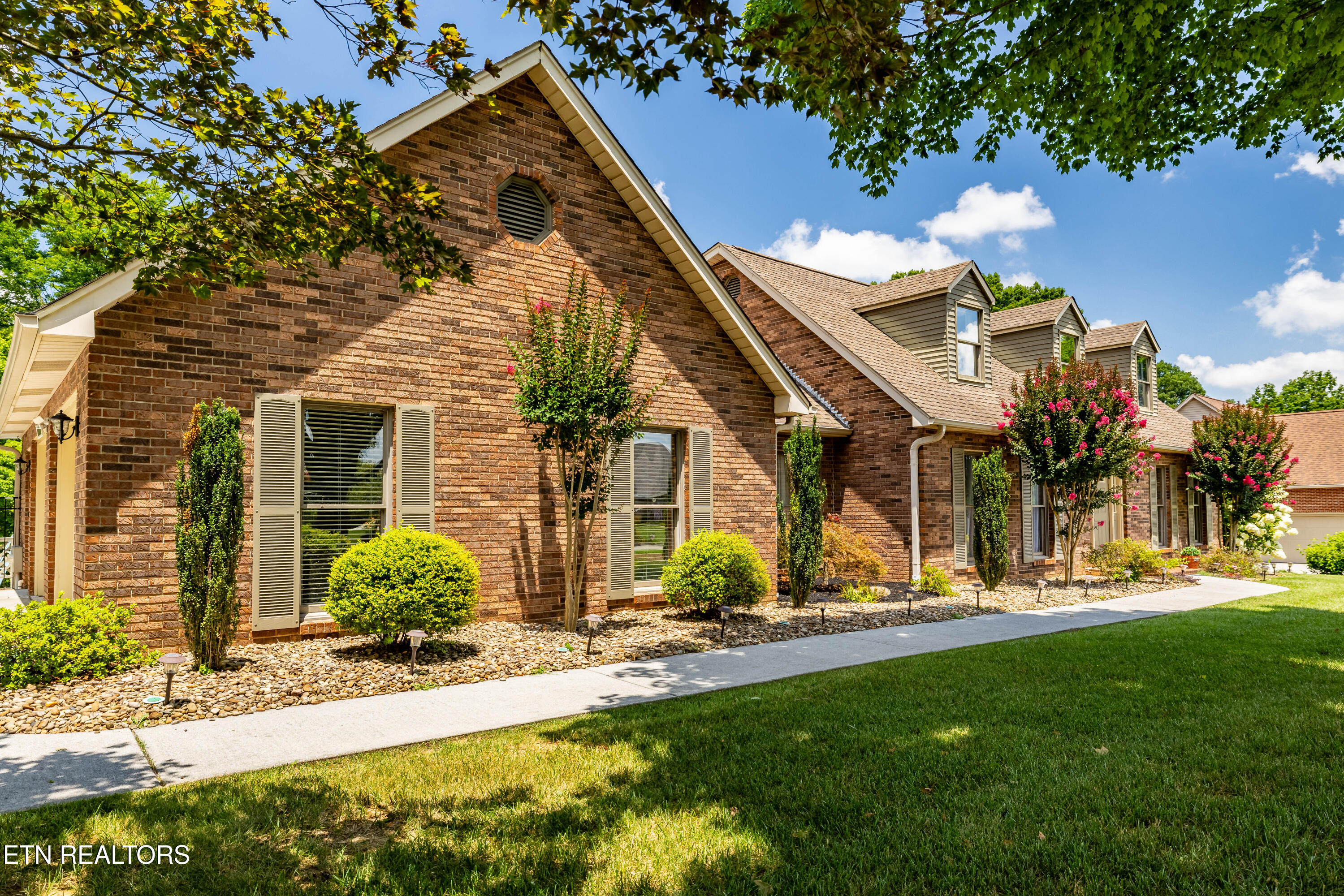 135 N Panoscenic Drive Maryville TN 37803