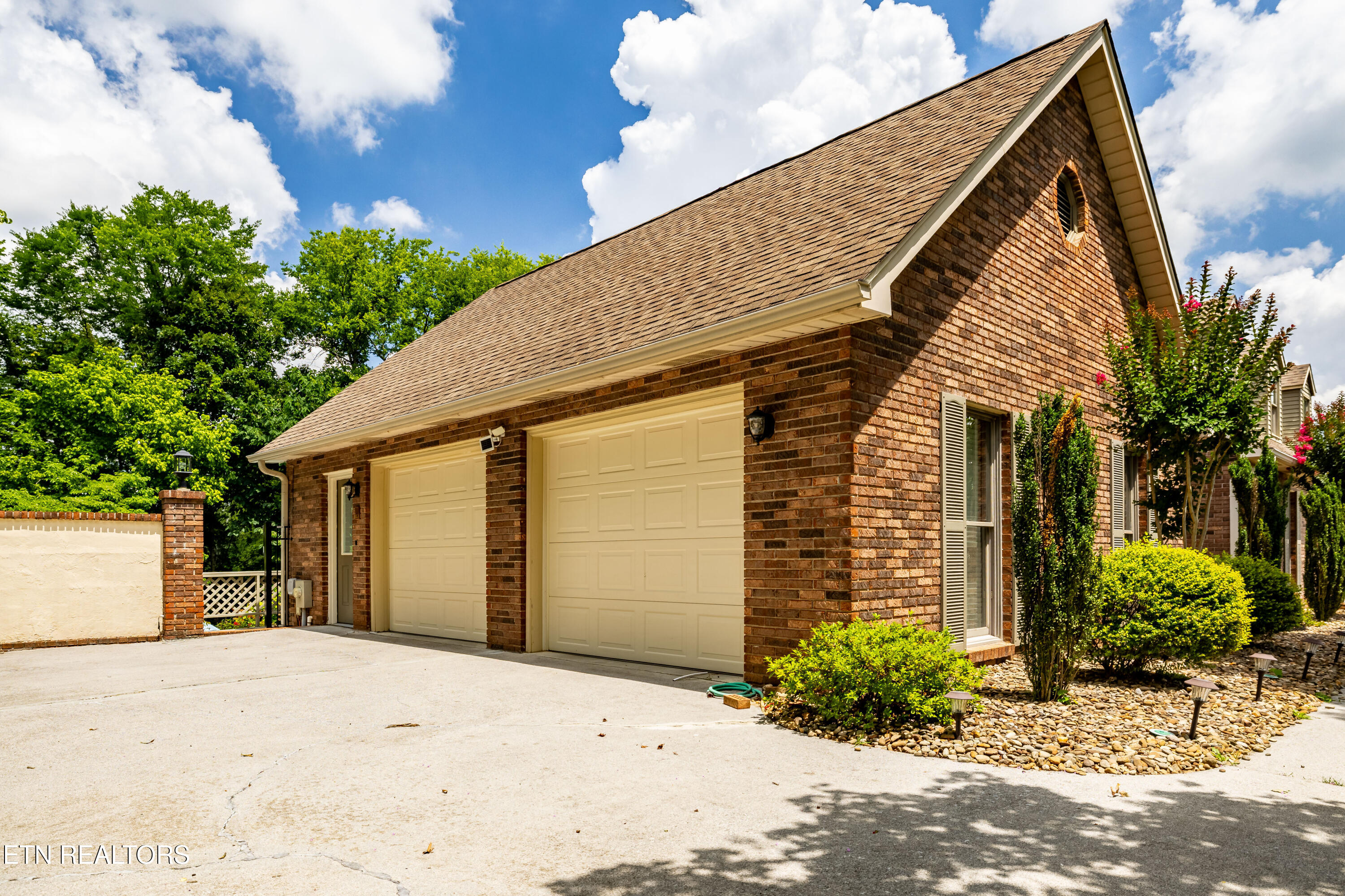 135 N Panoscenic Drive Maryville TN 37803