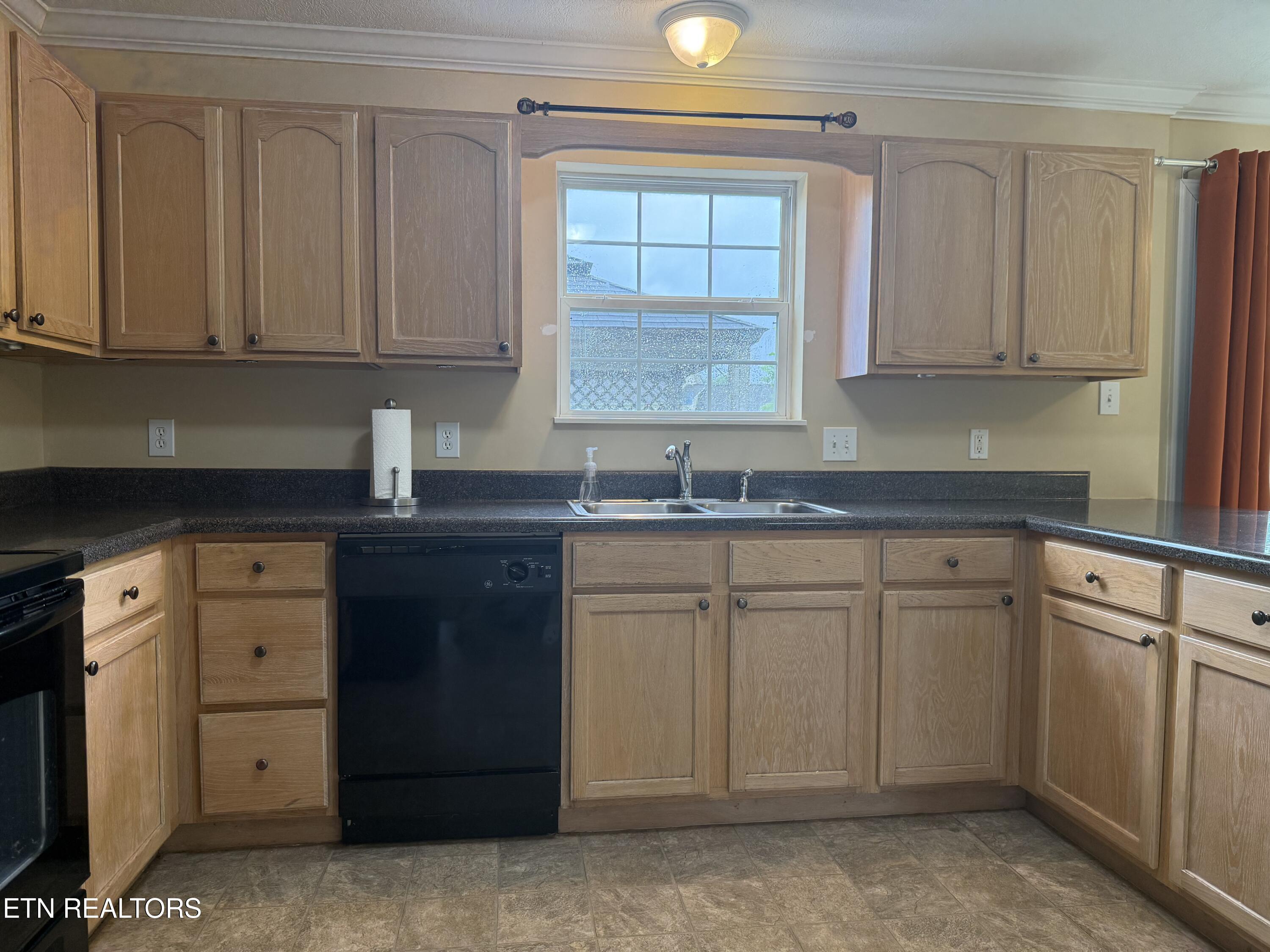 7847 Dawnview Road Powell TN 37849
