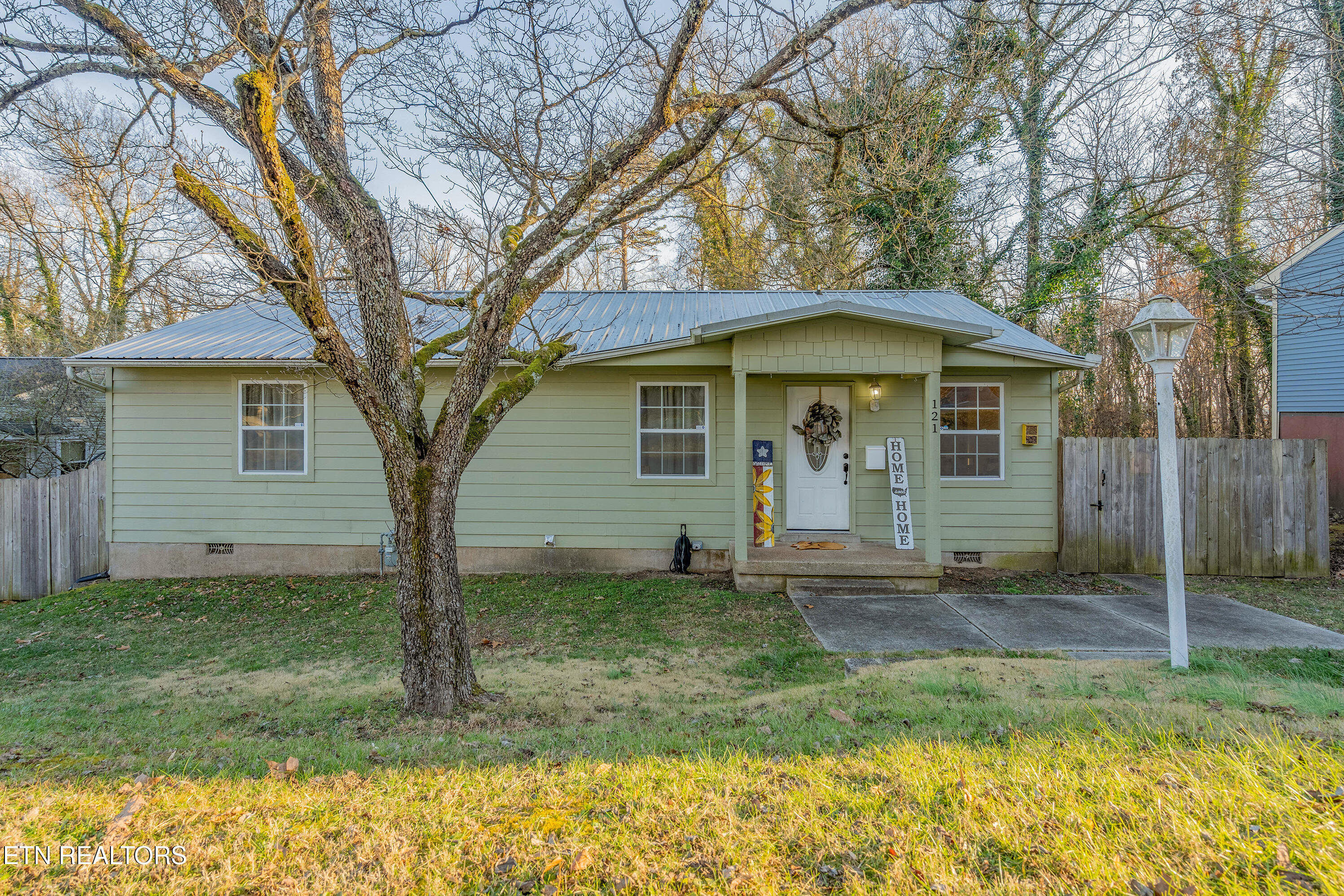 121 Amherst Lane Oak Ridge TN 37830
