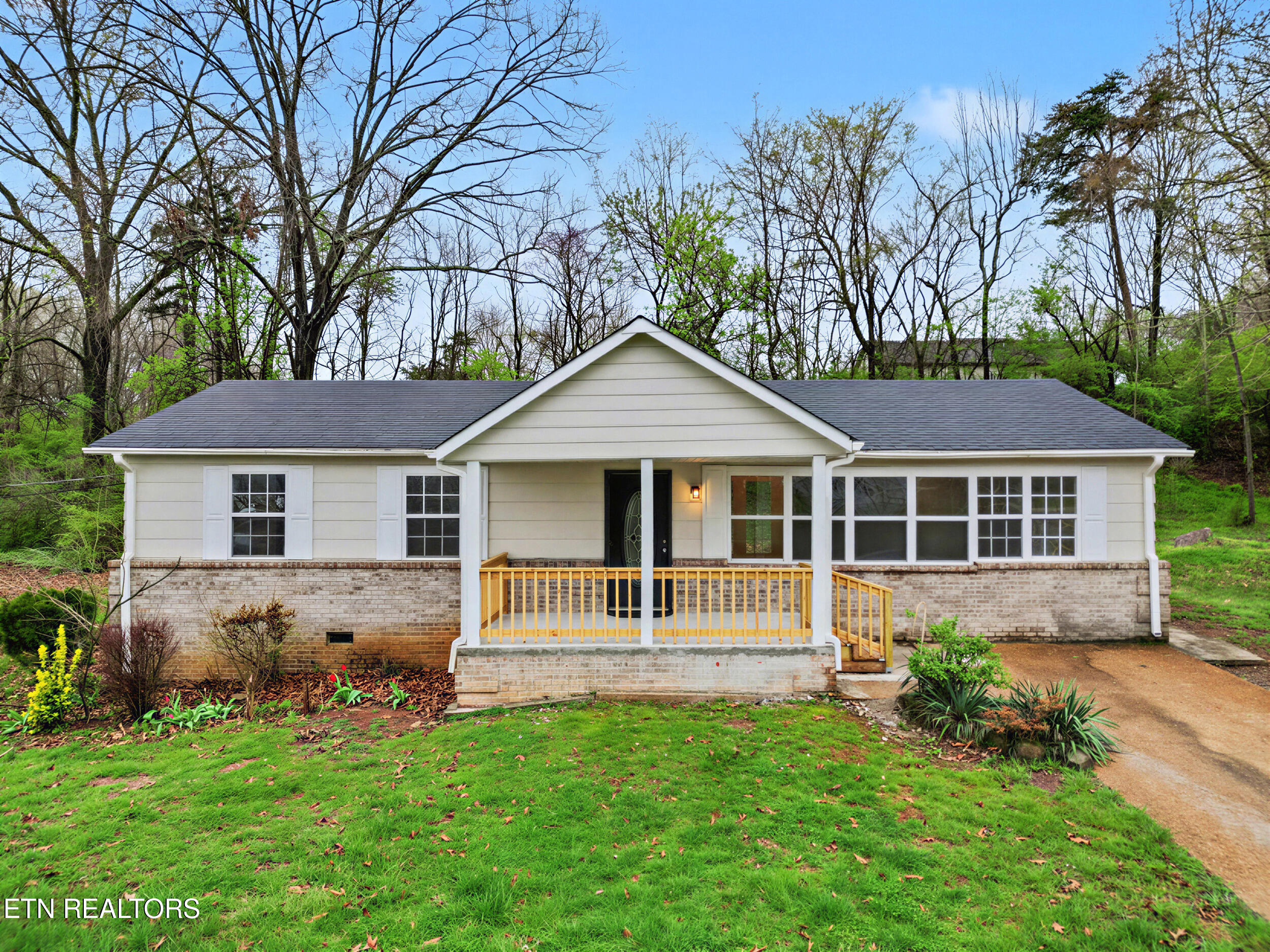 5503 Scenicwood Road Knoxville TN 37912
