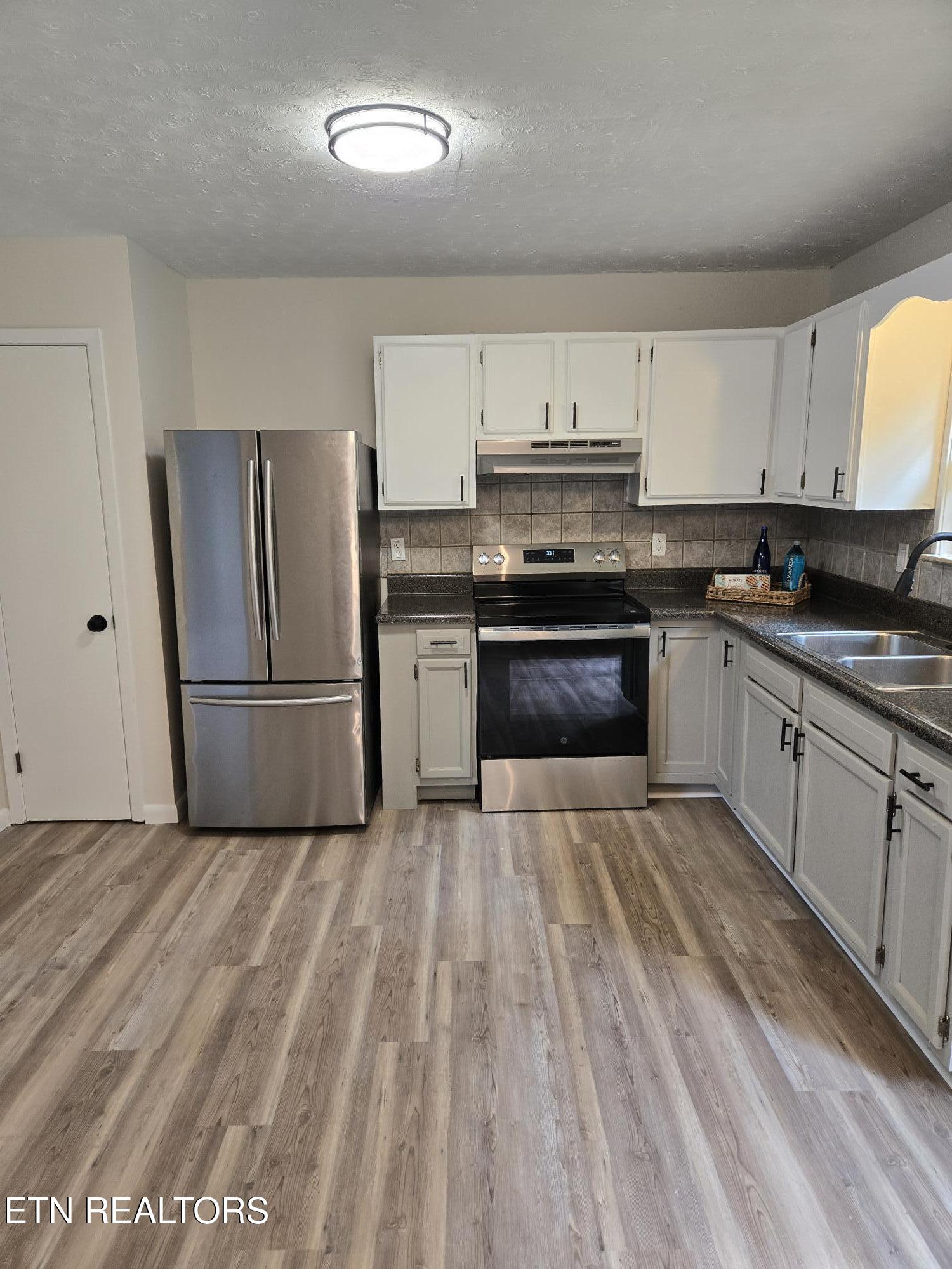 5503 Scenicwood Road Knoxville TN 37912