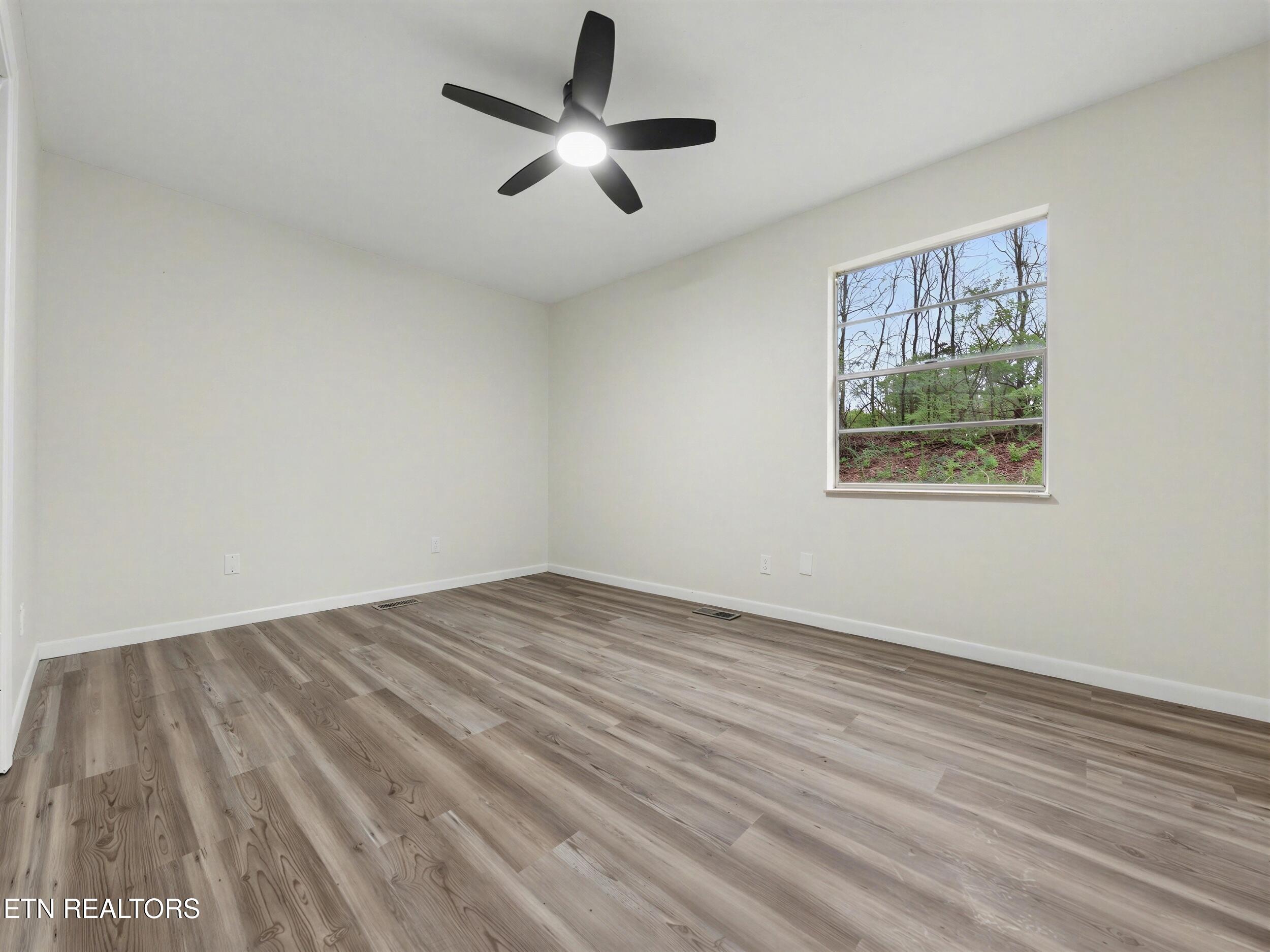 5503 Scenicwood Road Knoxville TN 37912