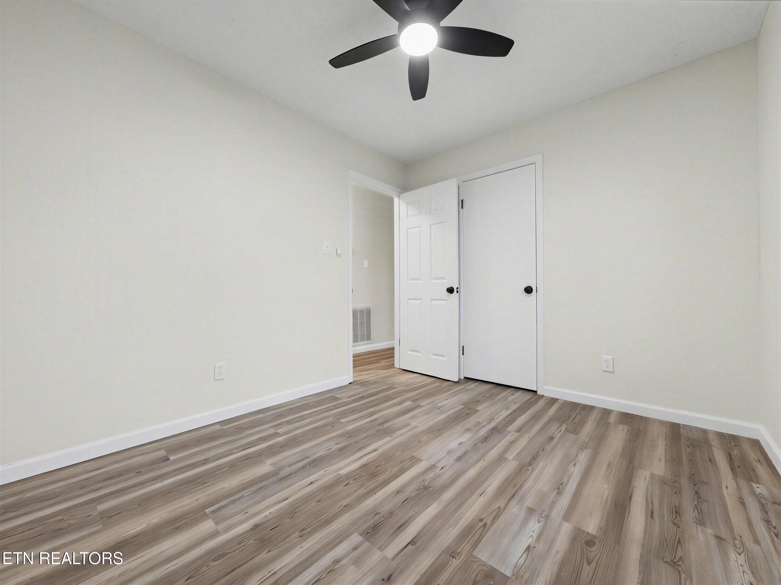 5503 Scenicwood Road Knoxville TN 37912