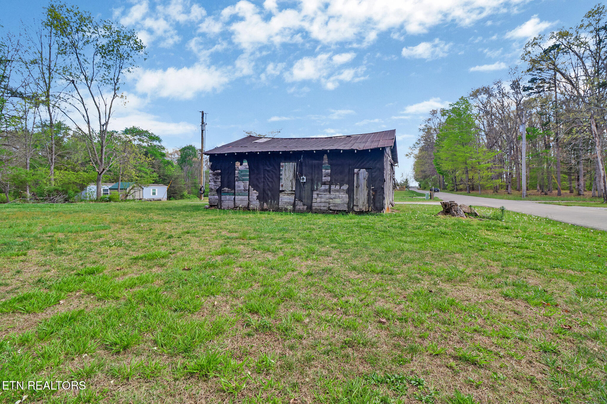 1243 Franklin Loop Clarkrange TN 38553