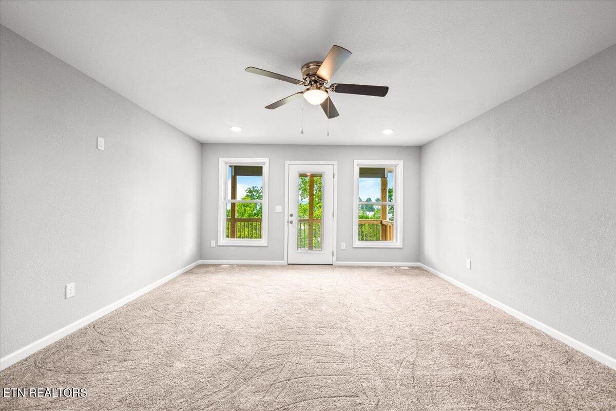 258 Sam Maria Way Lafollette TN 37766