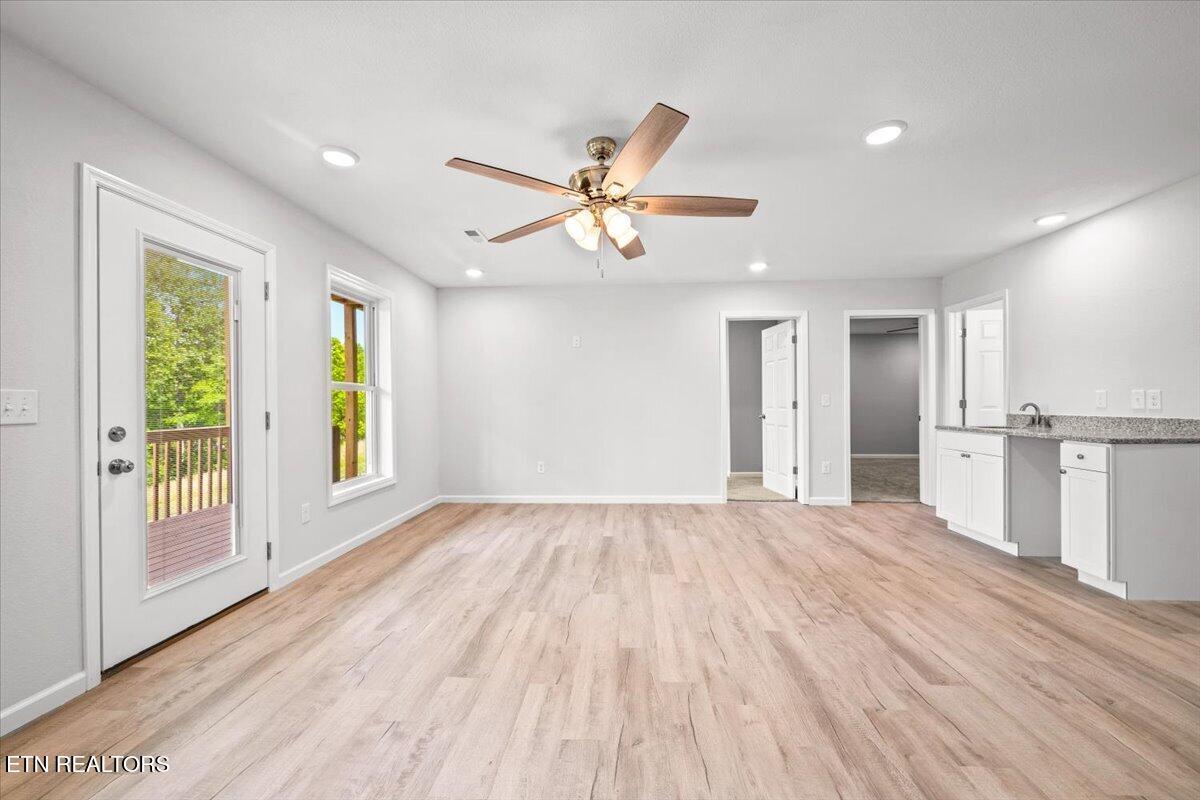 258 Sam Maria Way Lafollette TN 37766