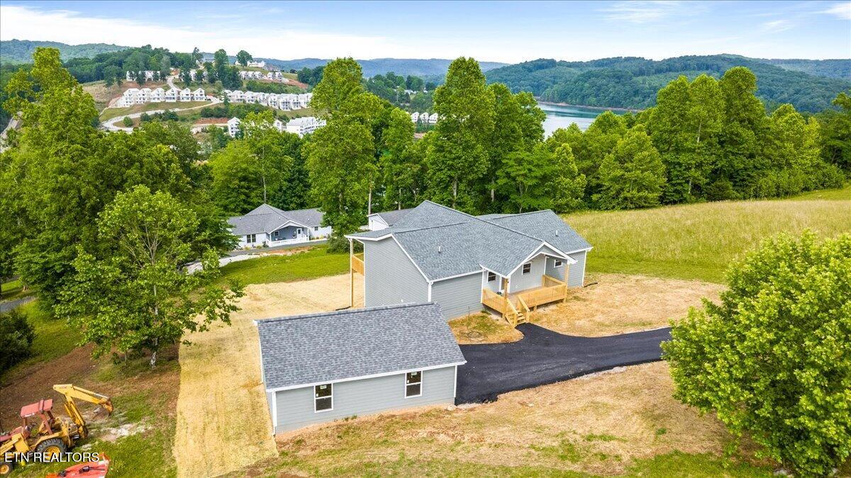 258 Sam Maria Way Lafollette TN 37766