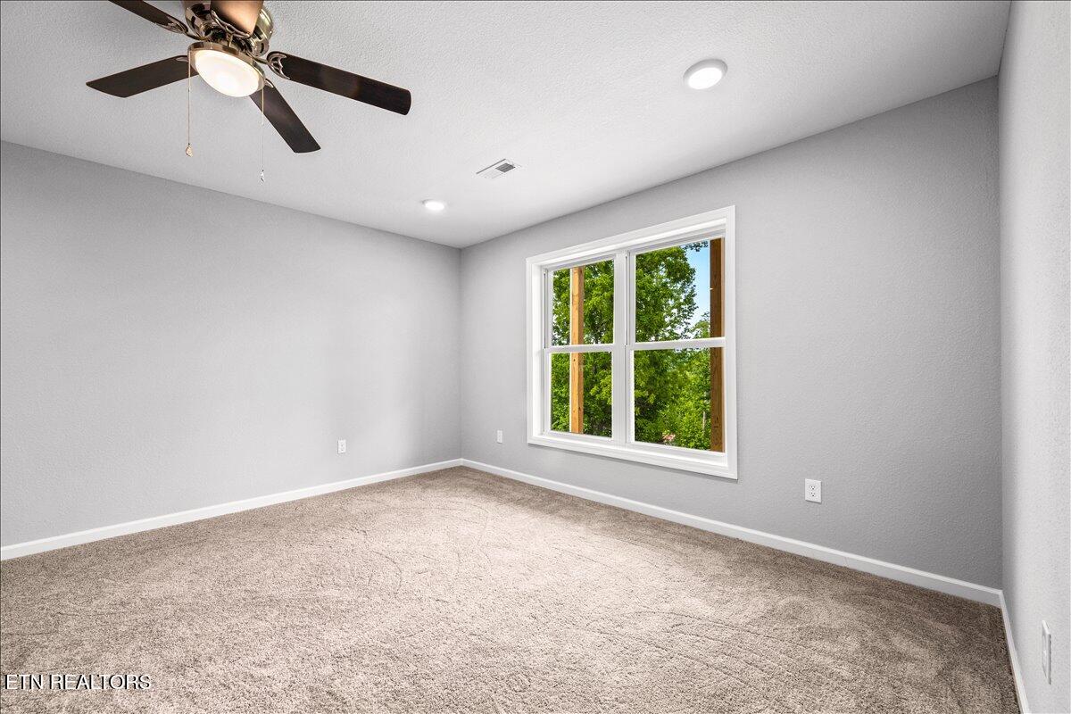 258 Sam Maria Way Lafollette TN 37766