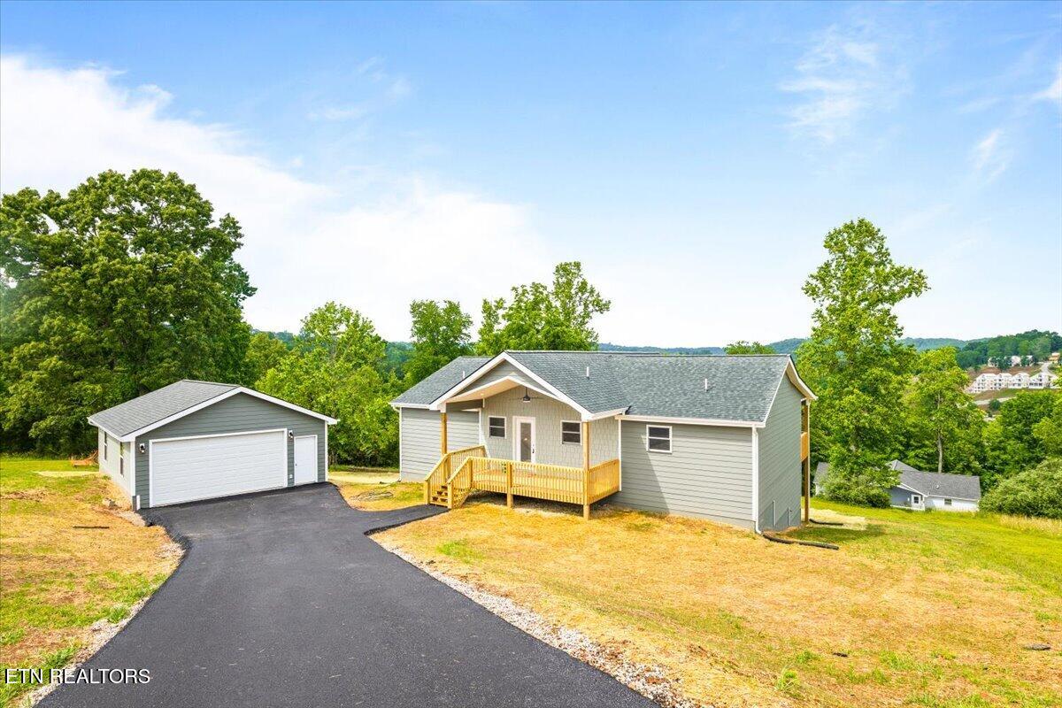 258 Sam Maria Way Lafollette TN 37766