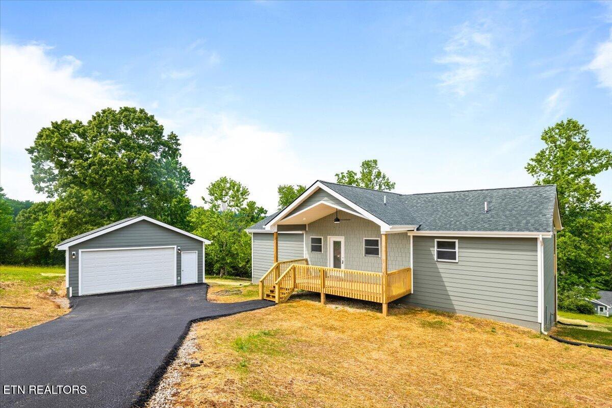 258 Sam Maria Way Lafollette TN 37766