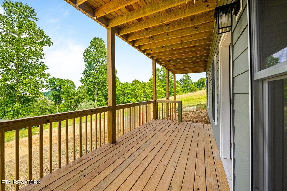 258 Sam Maria Way Lafollette TN 37766