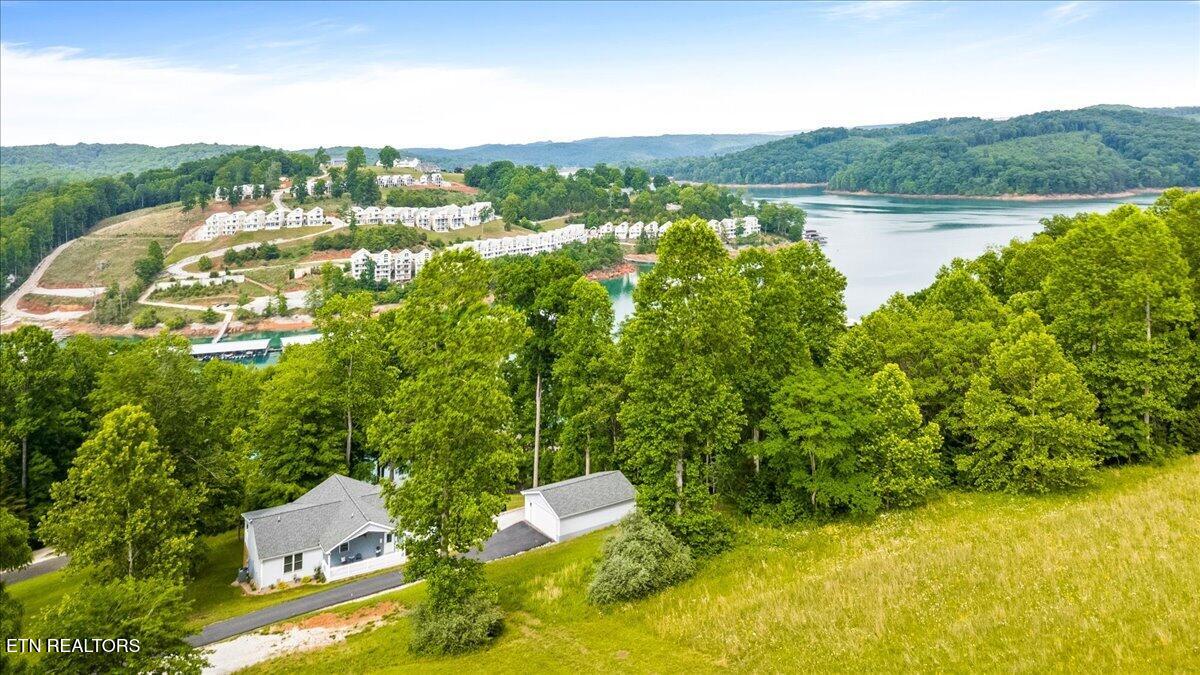258 Sam Maria Way Lafollette TN 37766