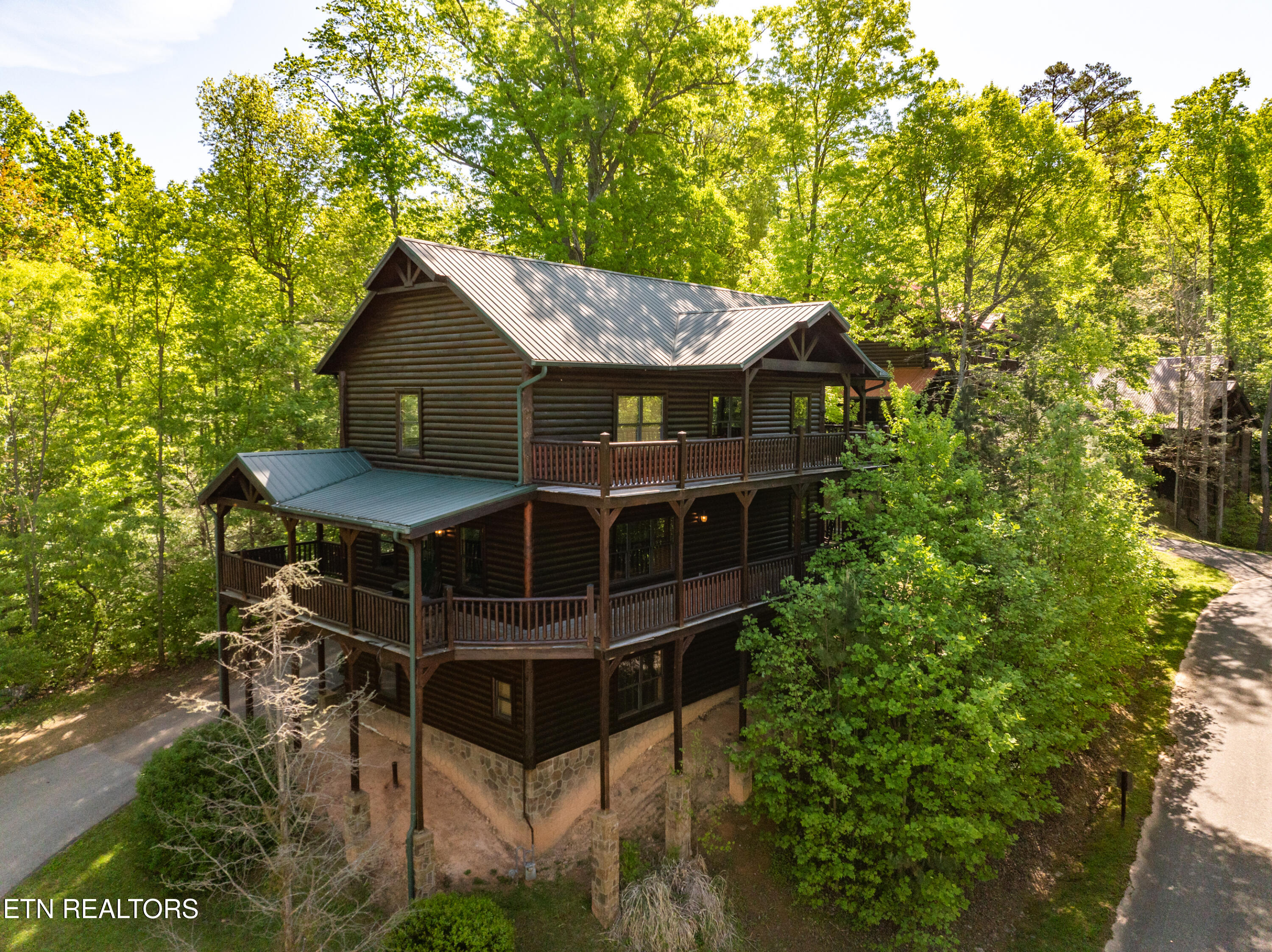 1820 Elk Springs Way Gatlinburg TN 37738