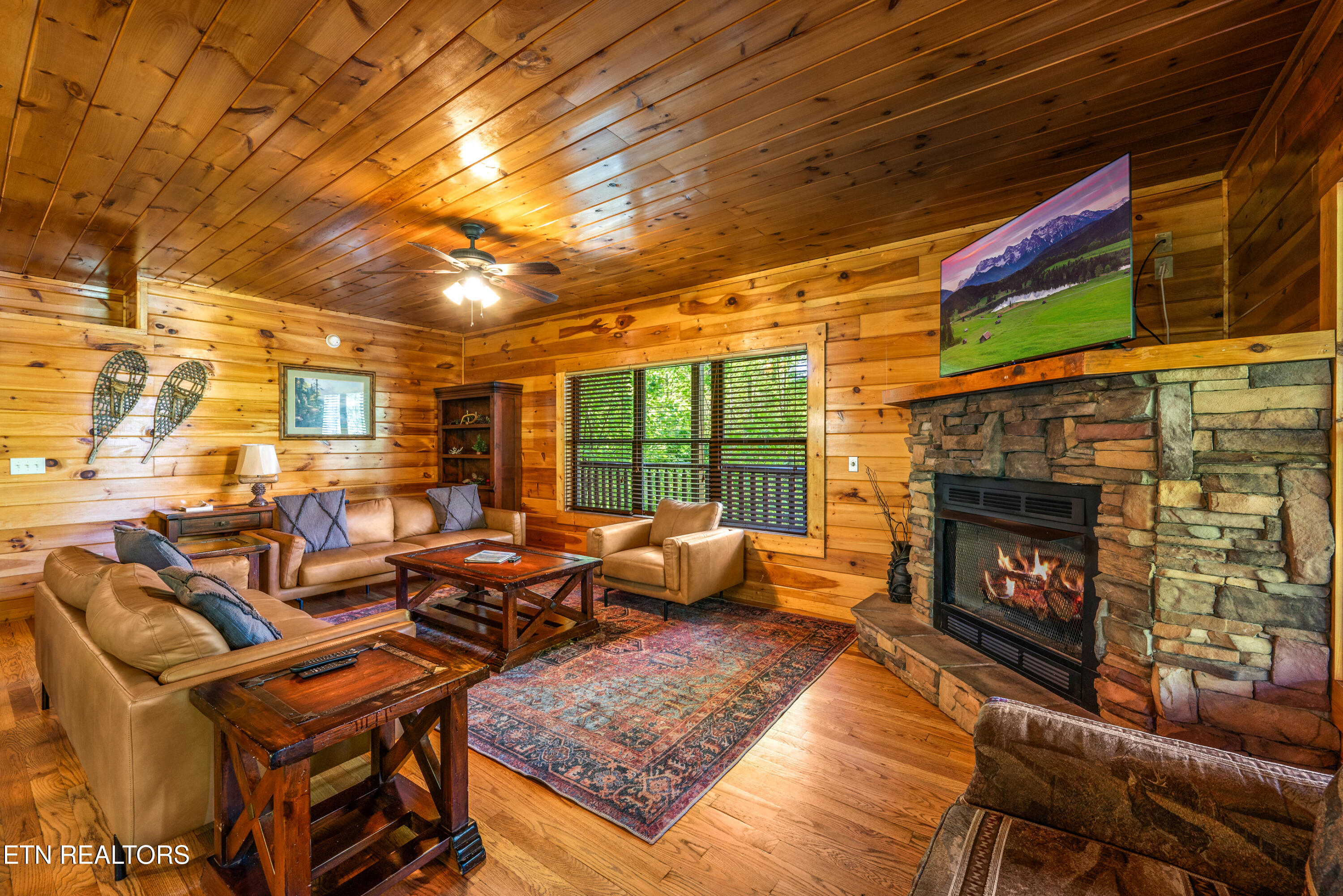 1820 Elk Springs Way Gatlinburg TN 37738