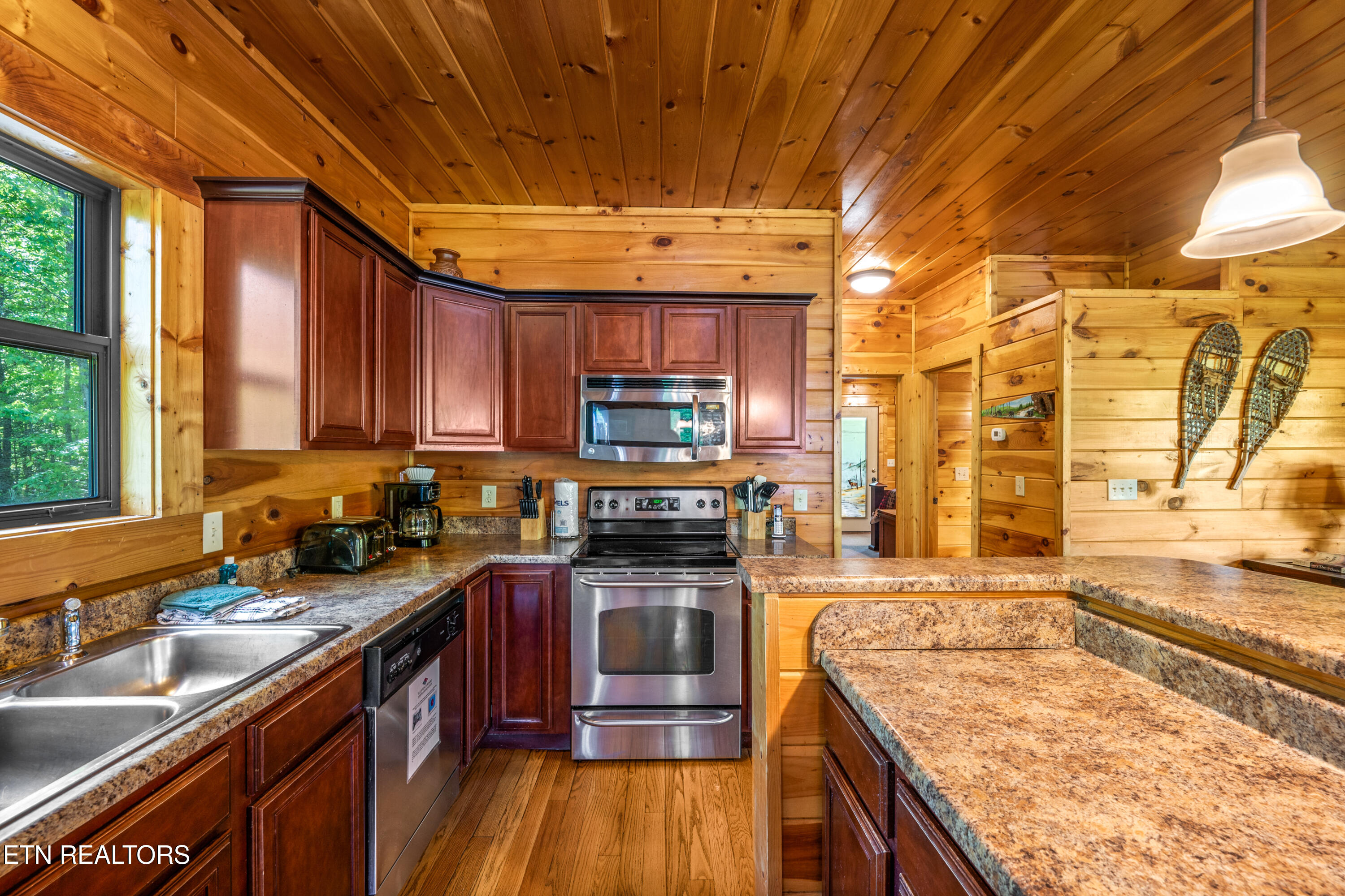1820 Elk Springs Way Gatlinburg TN 37738