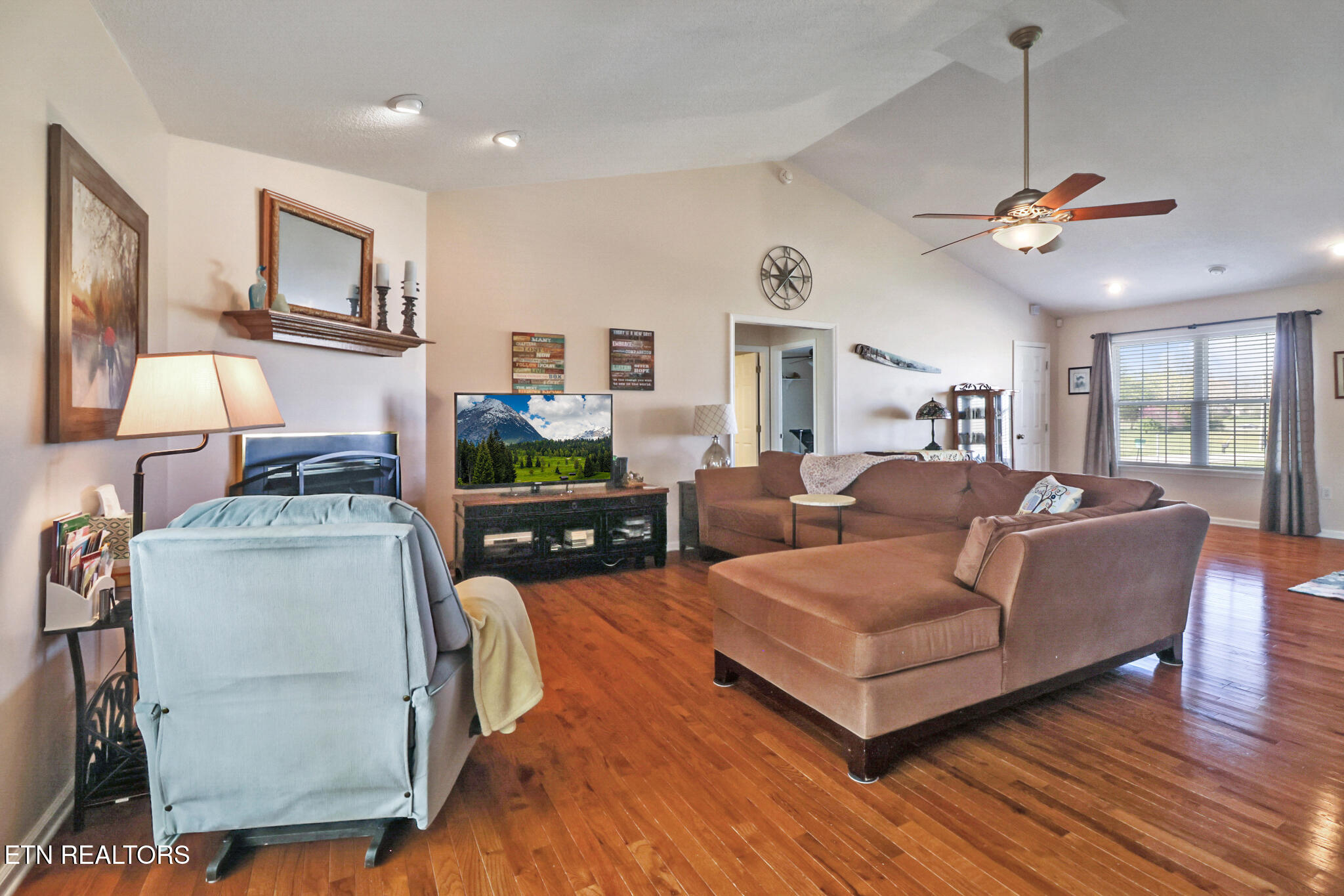 341 Jesse Loop Crossville TN 38555