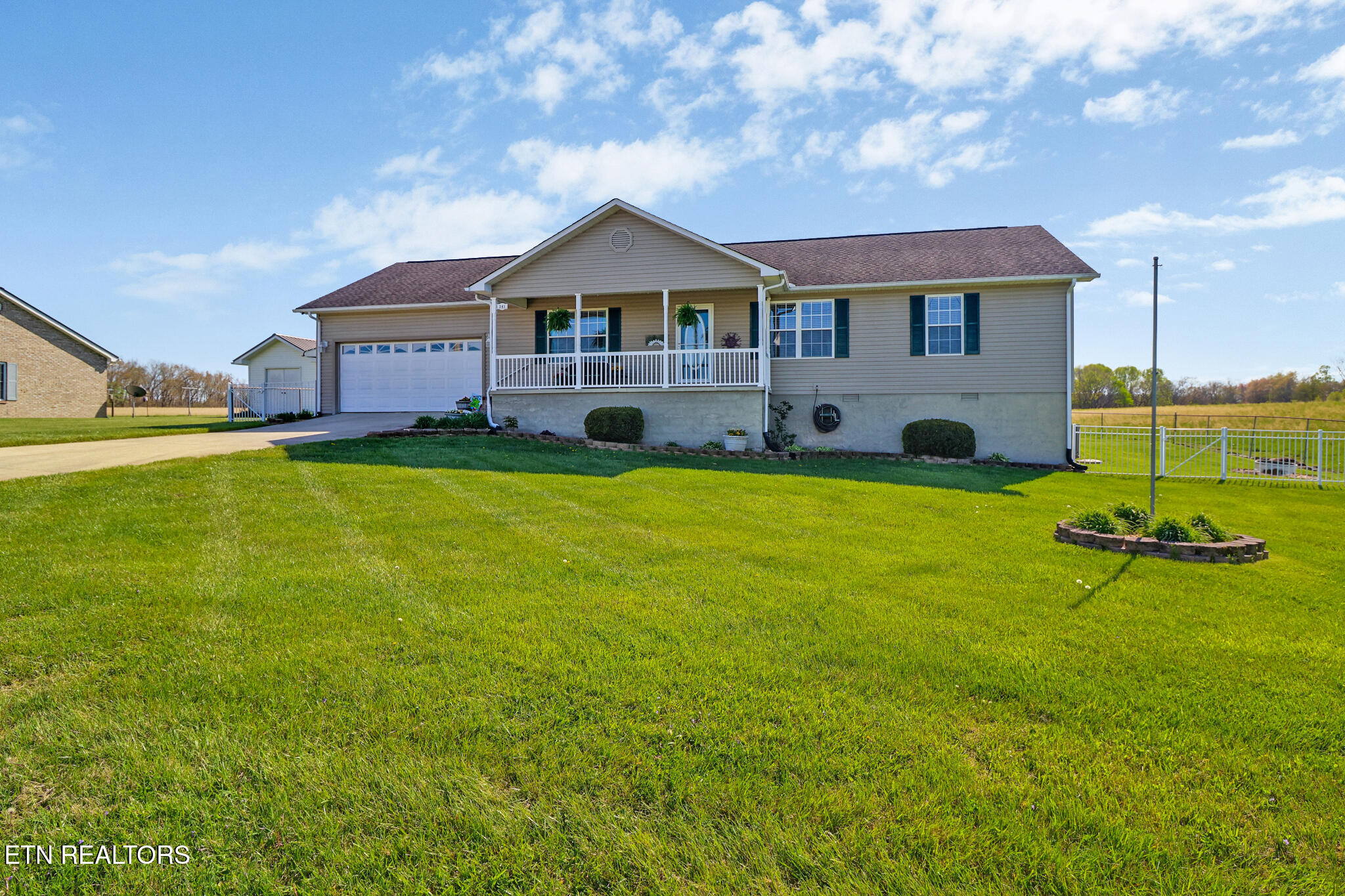 341 Jesse Loop Crossville TN 38555