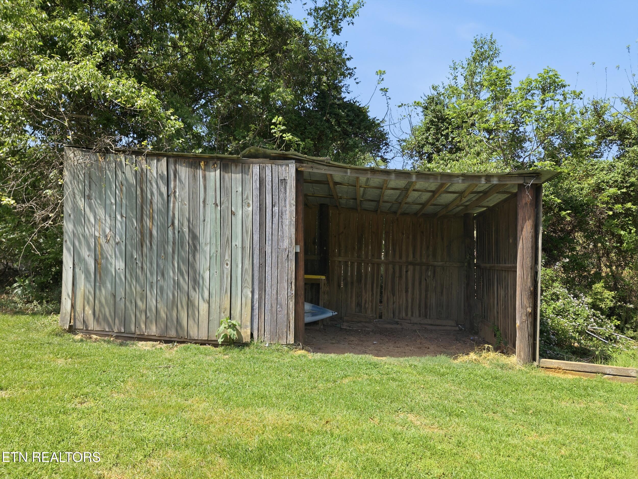 95 Lee Shirley Road Greenback TN 37742