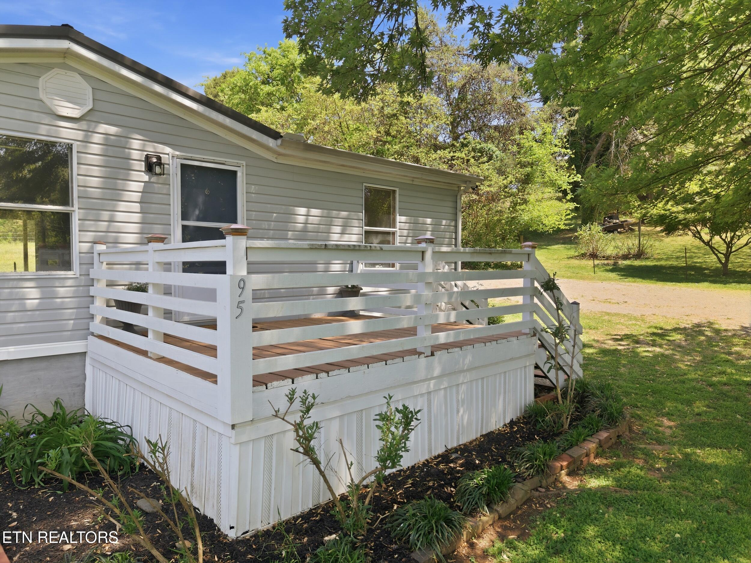 95 Lee Shirley Road Greenback TN 37742