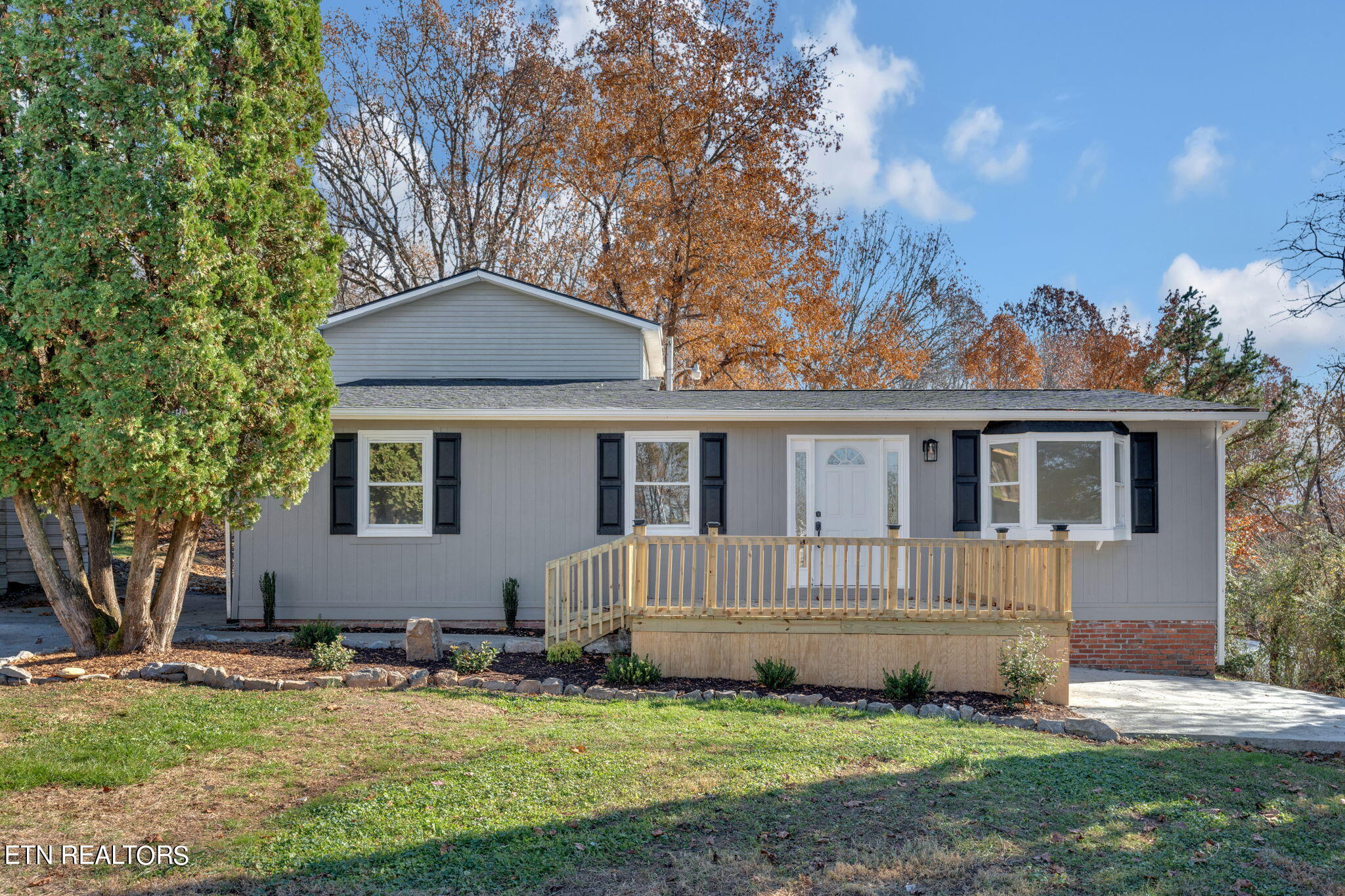 130 Day Circle Tazewell TN 37879