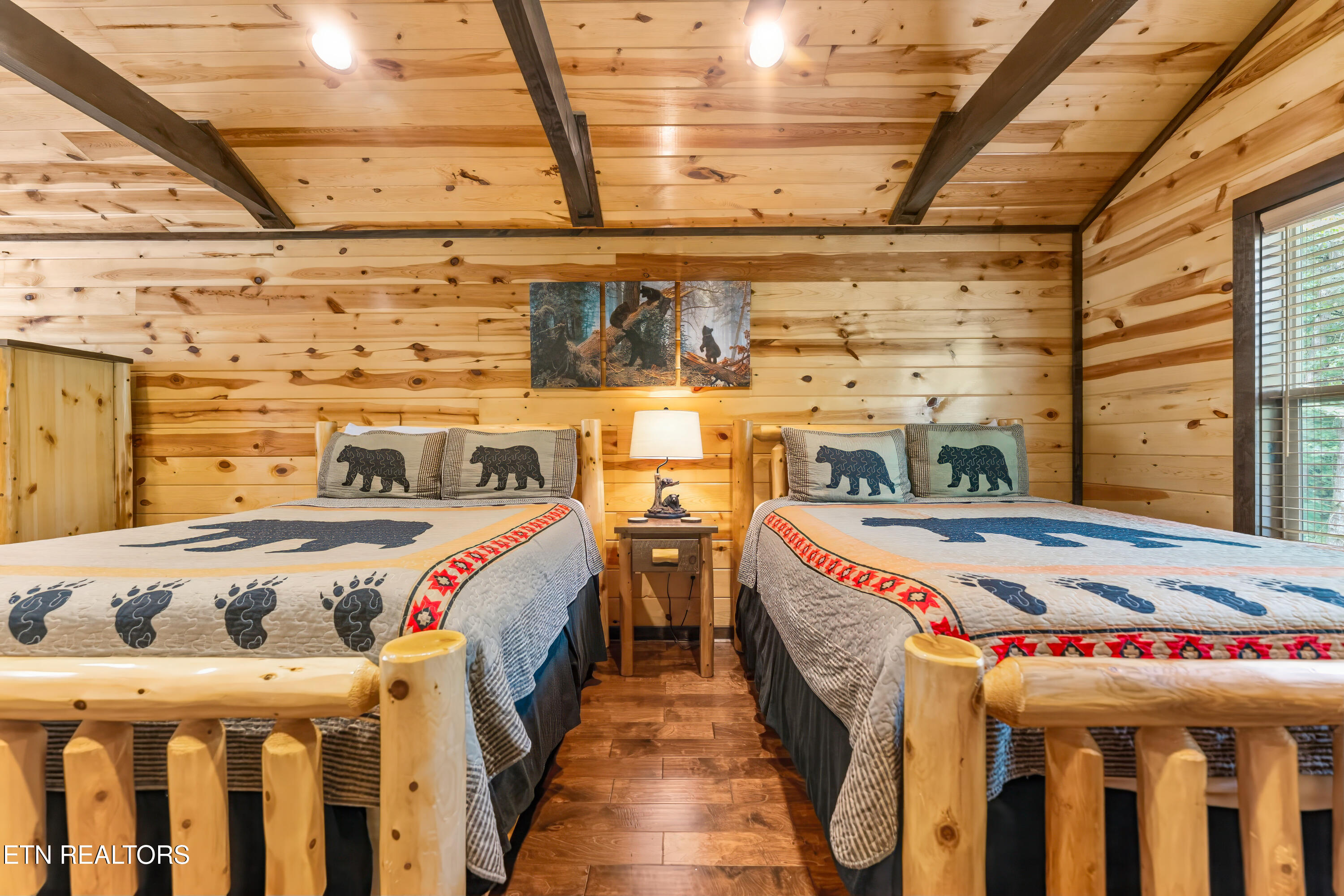 2706 Owls Cove Way Sevierville TN 37862