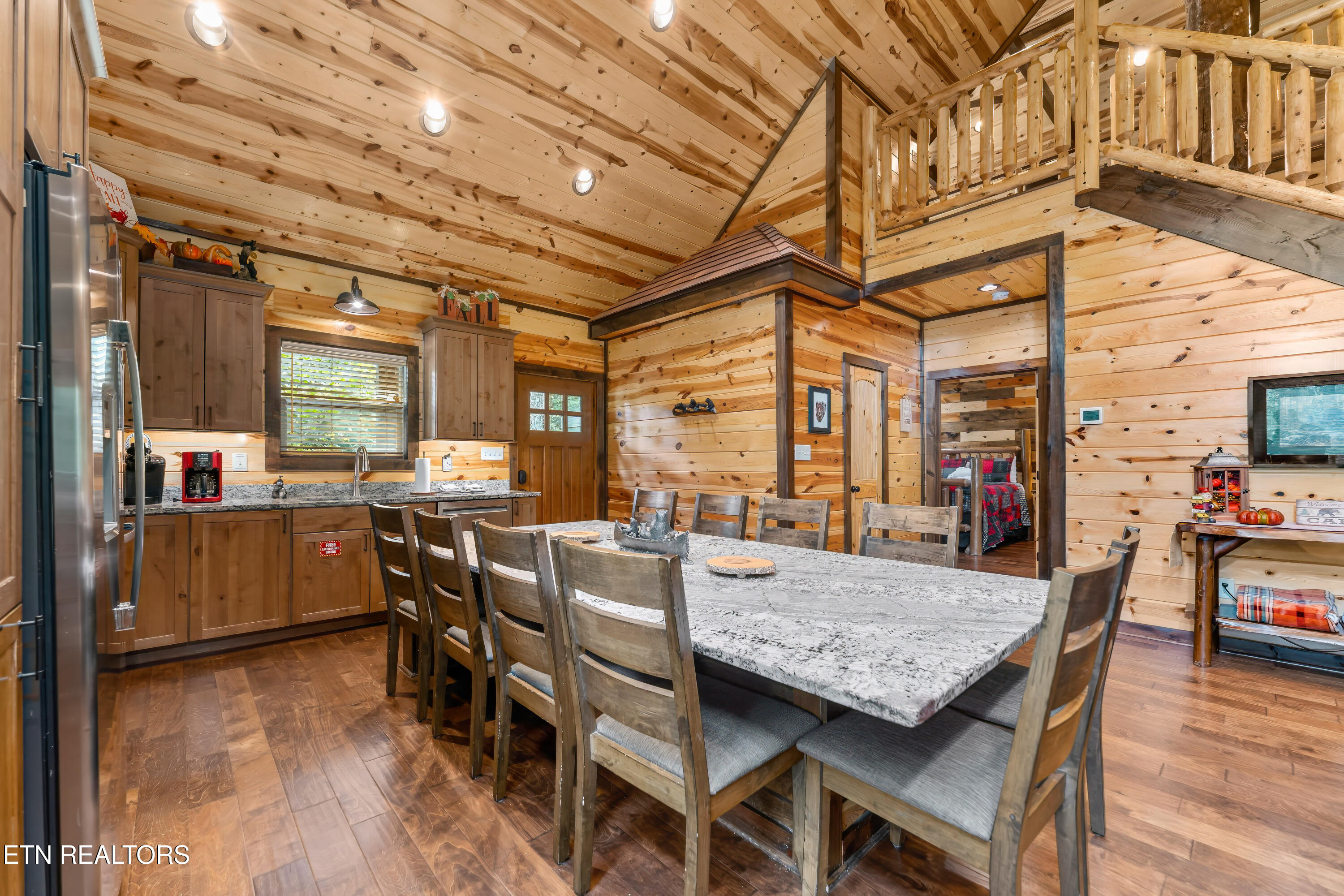 2706 Owls Cove Way Sevierville TN 37862