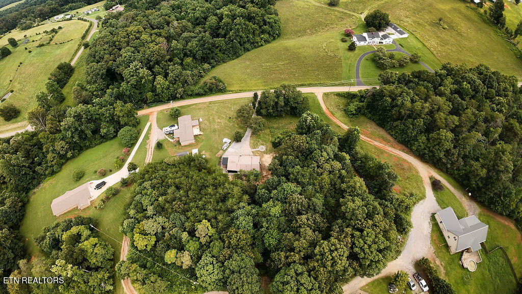 960 Chestnut Grove Road Dandridge TN 37725