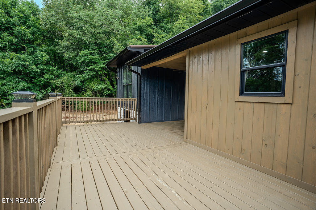 960 Chestnut Grove Road Dandridge TN 37725