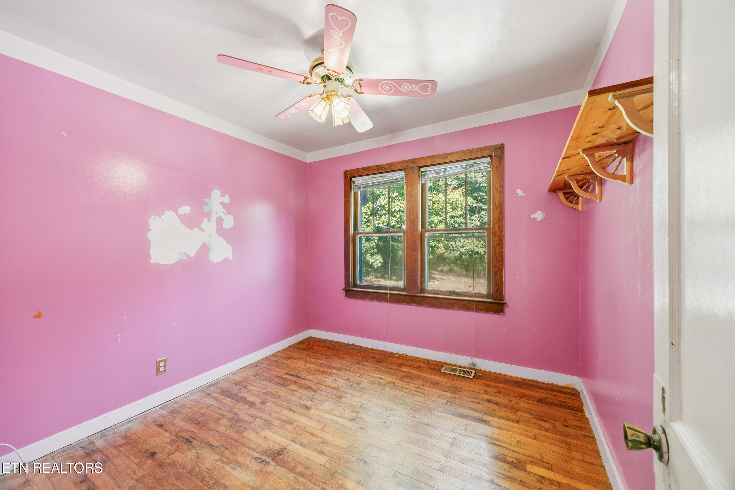 163 Ivy Avenue Lenoir City TN 37771